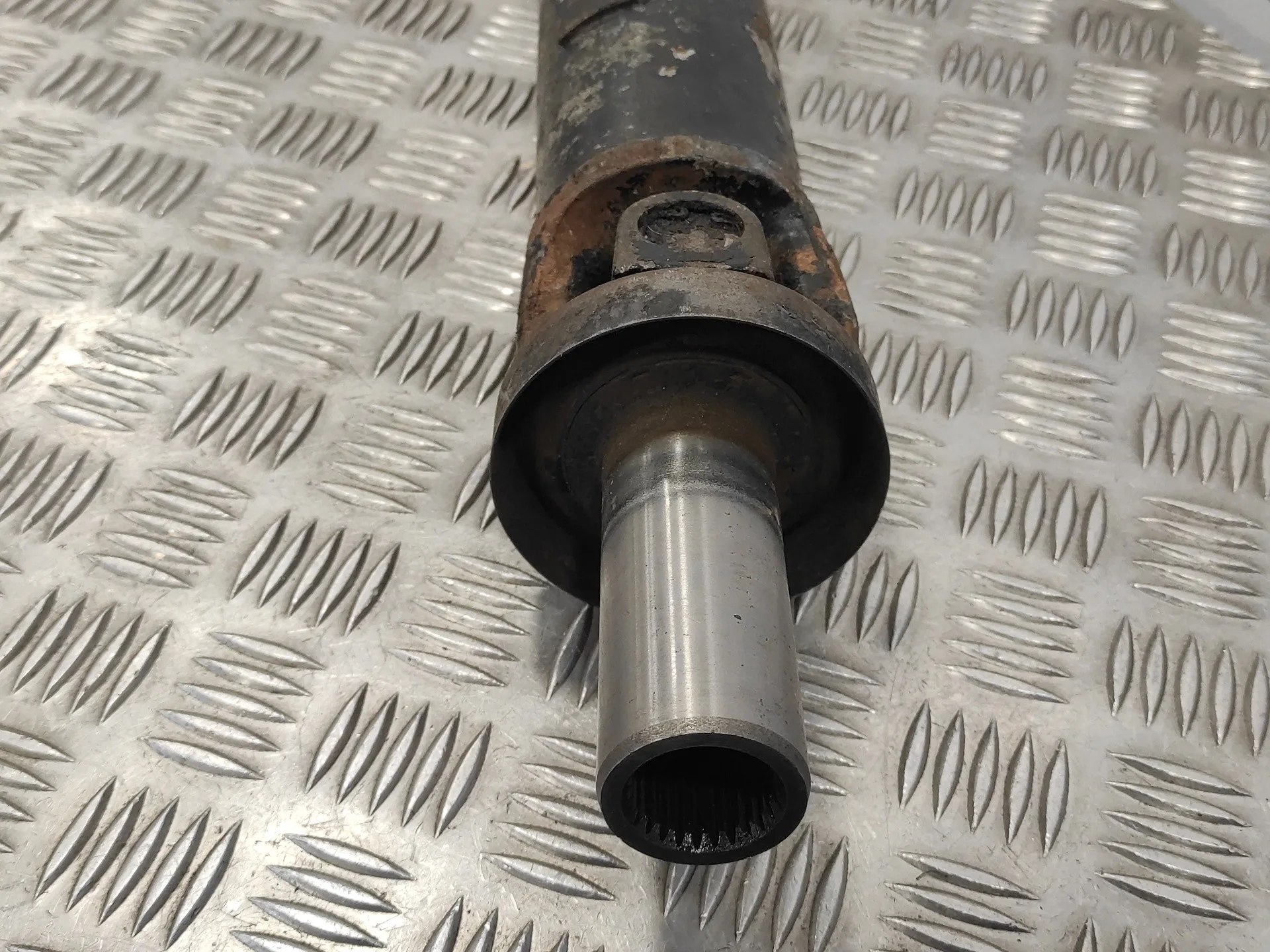 Transmision Central para Mitsubishi Montero (L040)