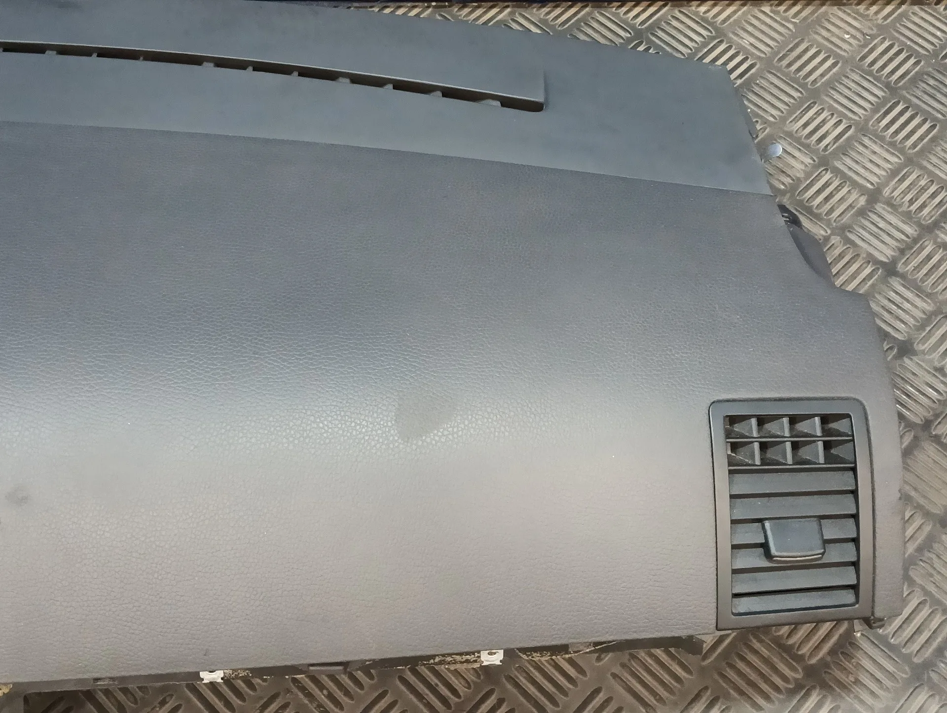 Salpicadero para Volkswagen Touareg (7L6)