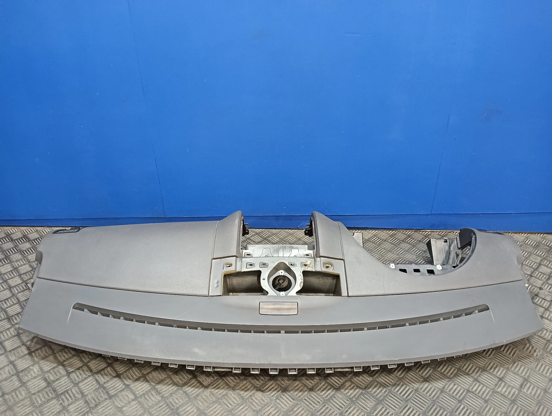 Salpicadero para Volkswagen Touareg (7L6)