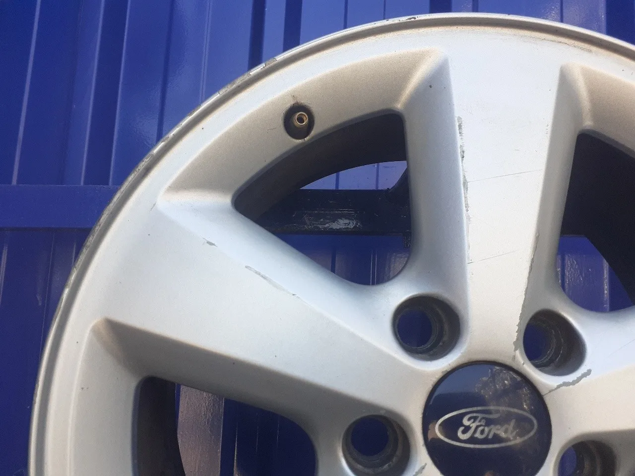 Llanta para Ford Focus Berlina (Cap)