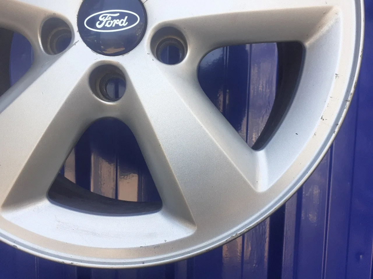 Llanta para Ford Focus Berlina (Cap)