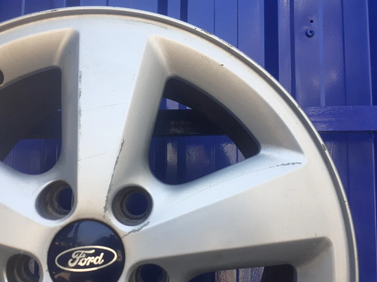 Llanta para Ford Focus Berlina (Cap)