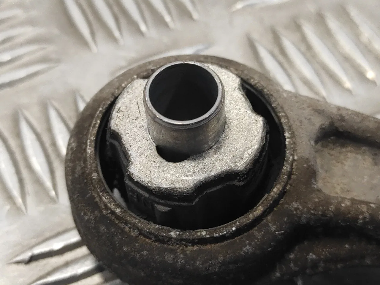 Brazo Suspension Inferior Trasero Izquierdo para Citroën C5 Berlina