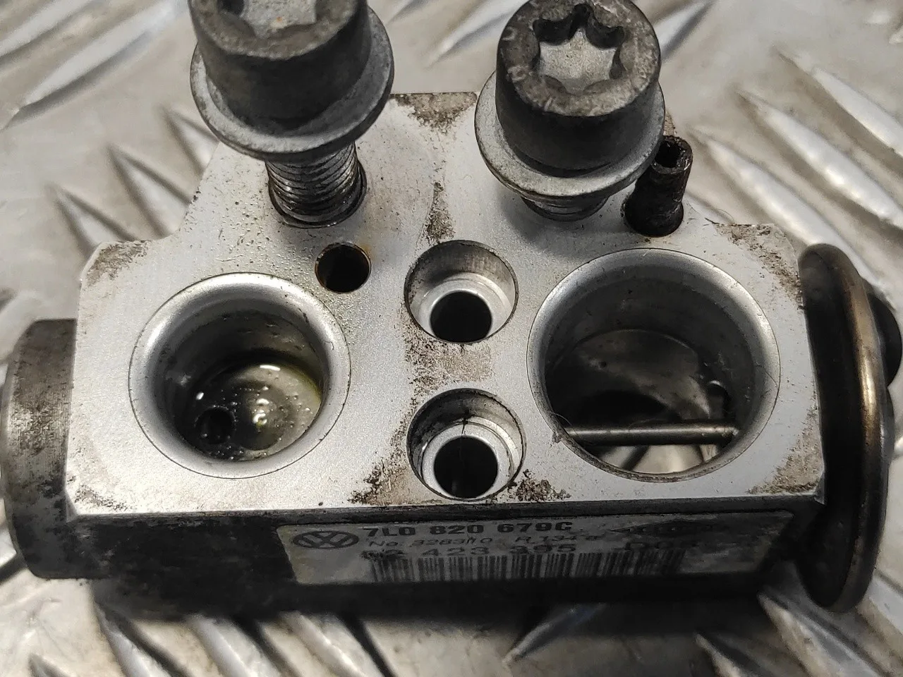 Valvula Trinaria para Volkswagen Touareg (7L6)