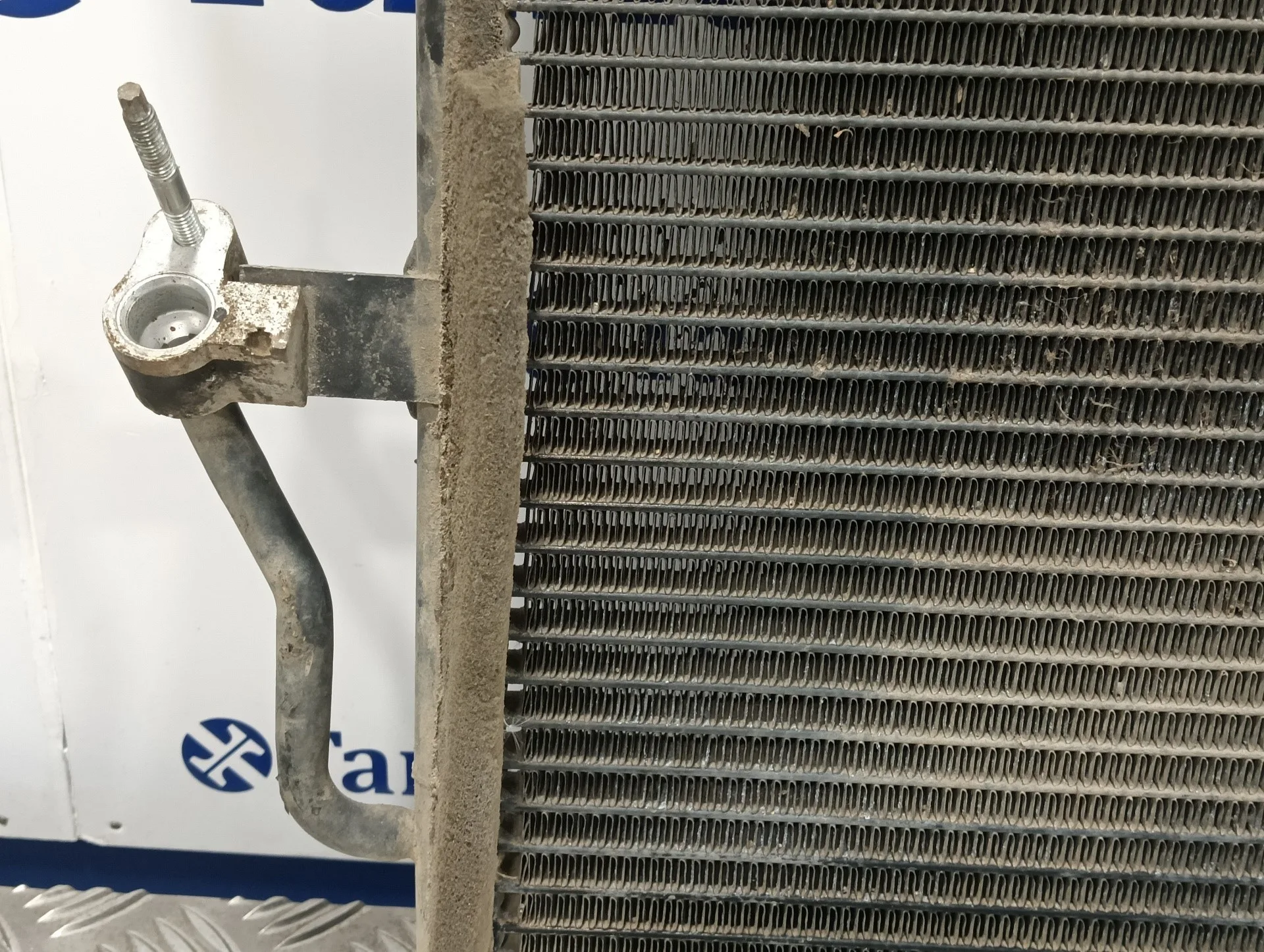 Condensador / Radiador Aire Acondicionado para Mitsubishi Montero (V60/V70)