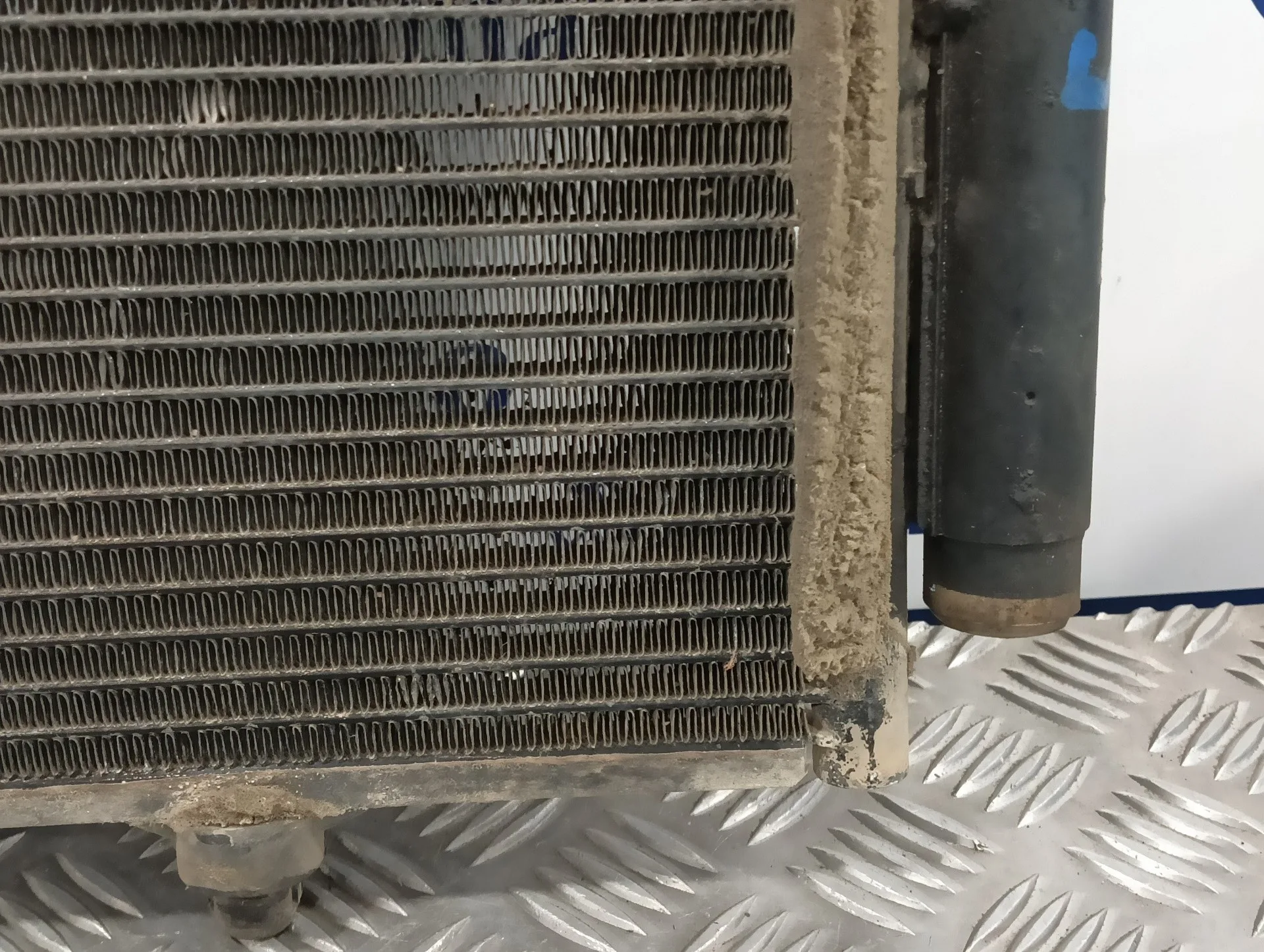Condensador / Radiador Aire Acondicionado para Mitsubishi Montero (V60/V70)