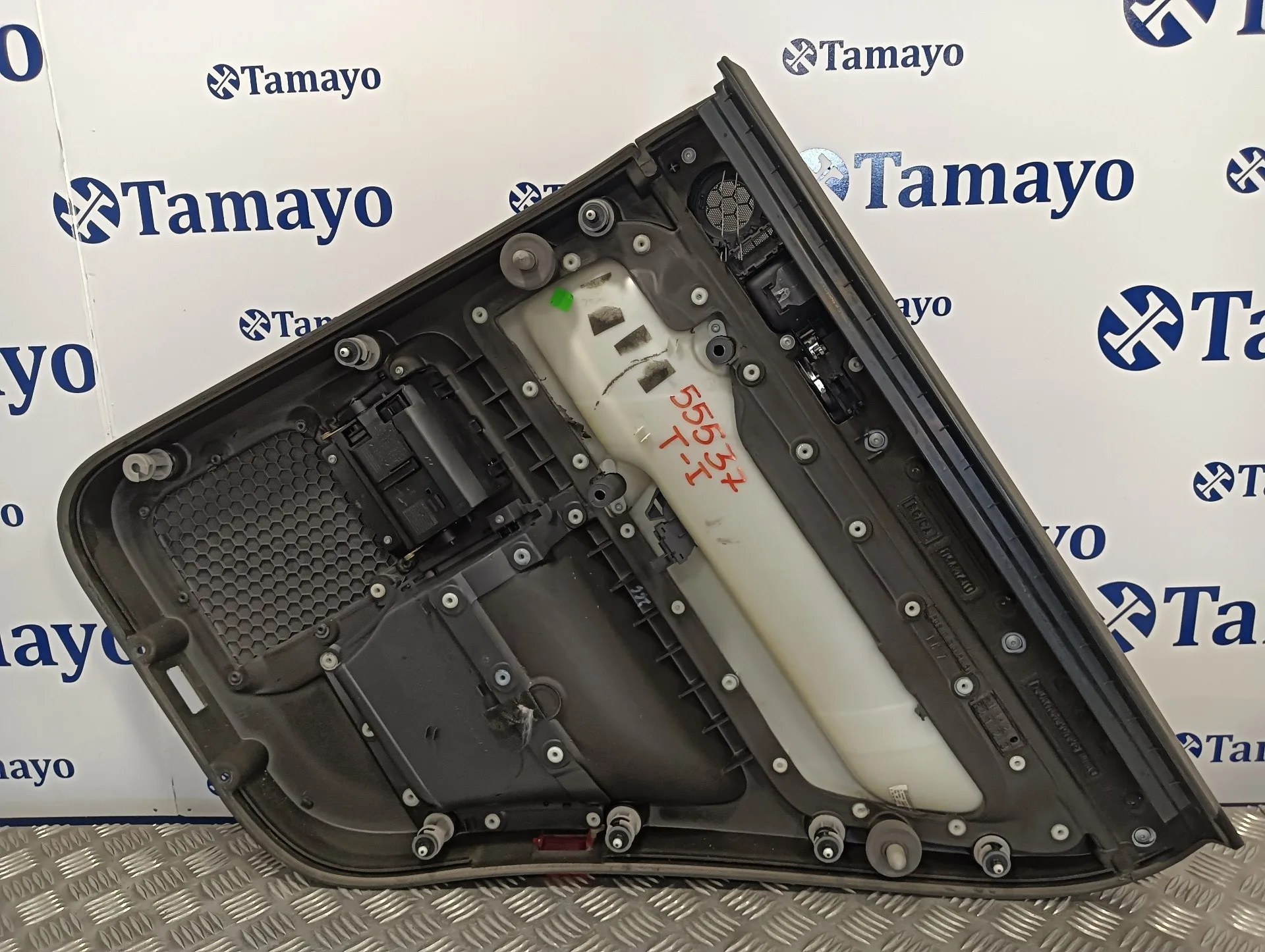 Guarnecido Puerta Trasera Izquierda para Volkswagen Touareg (7L6)