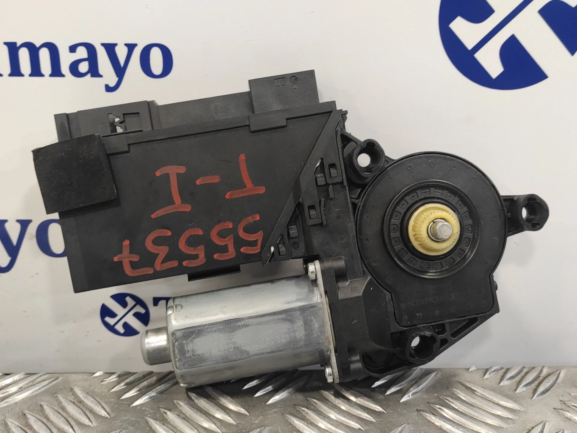 Motor Elevalunas Trasero Izquierdo para Volkswagen Touareg (7L6)