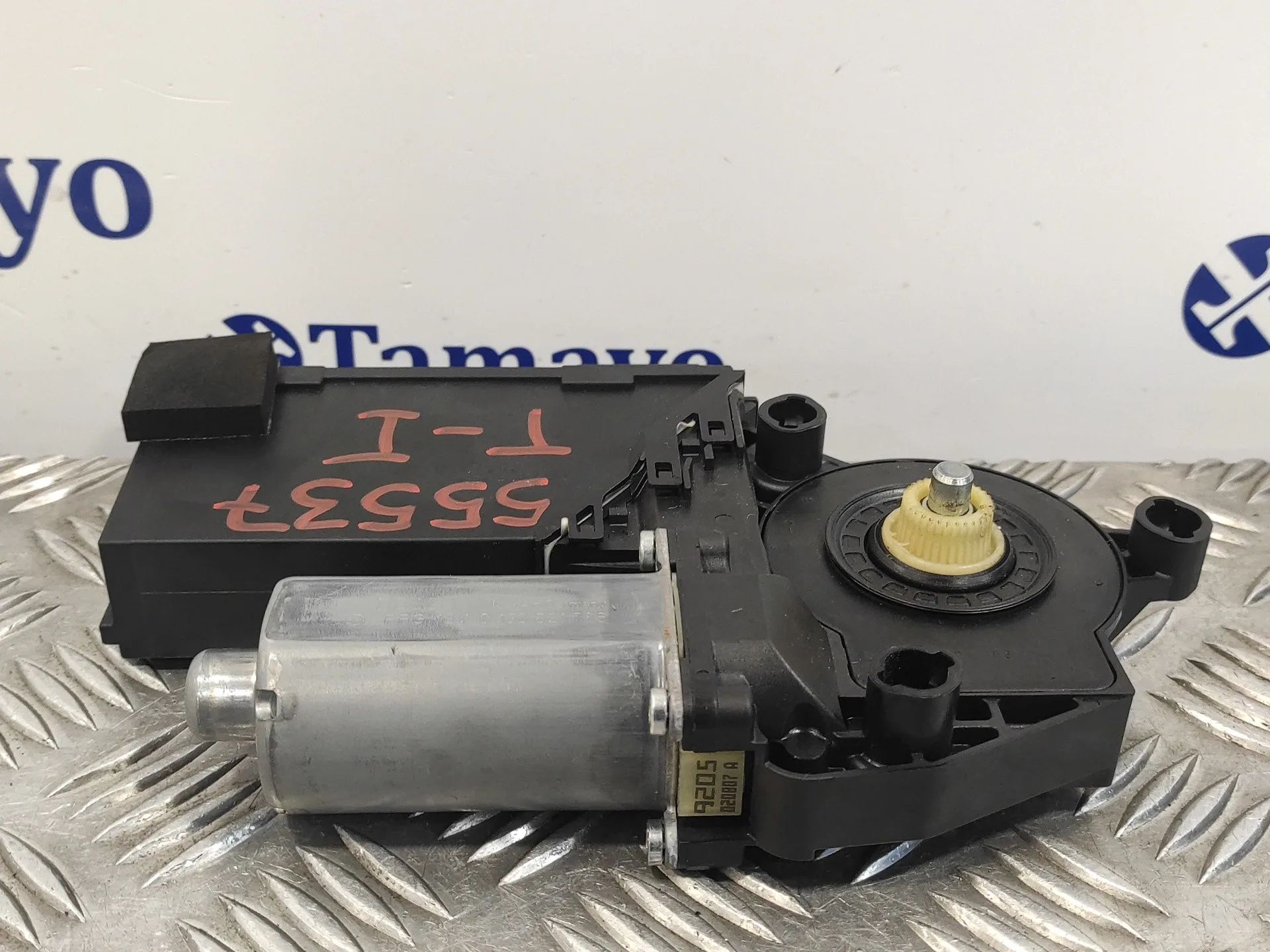 Motor Elevalunas Trasero Izquierdo para Volkswagen Touareg (7L6)