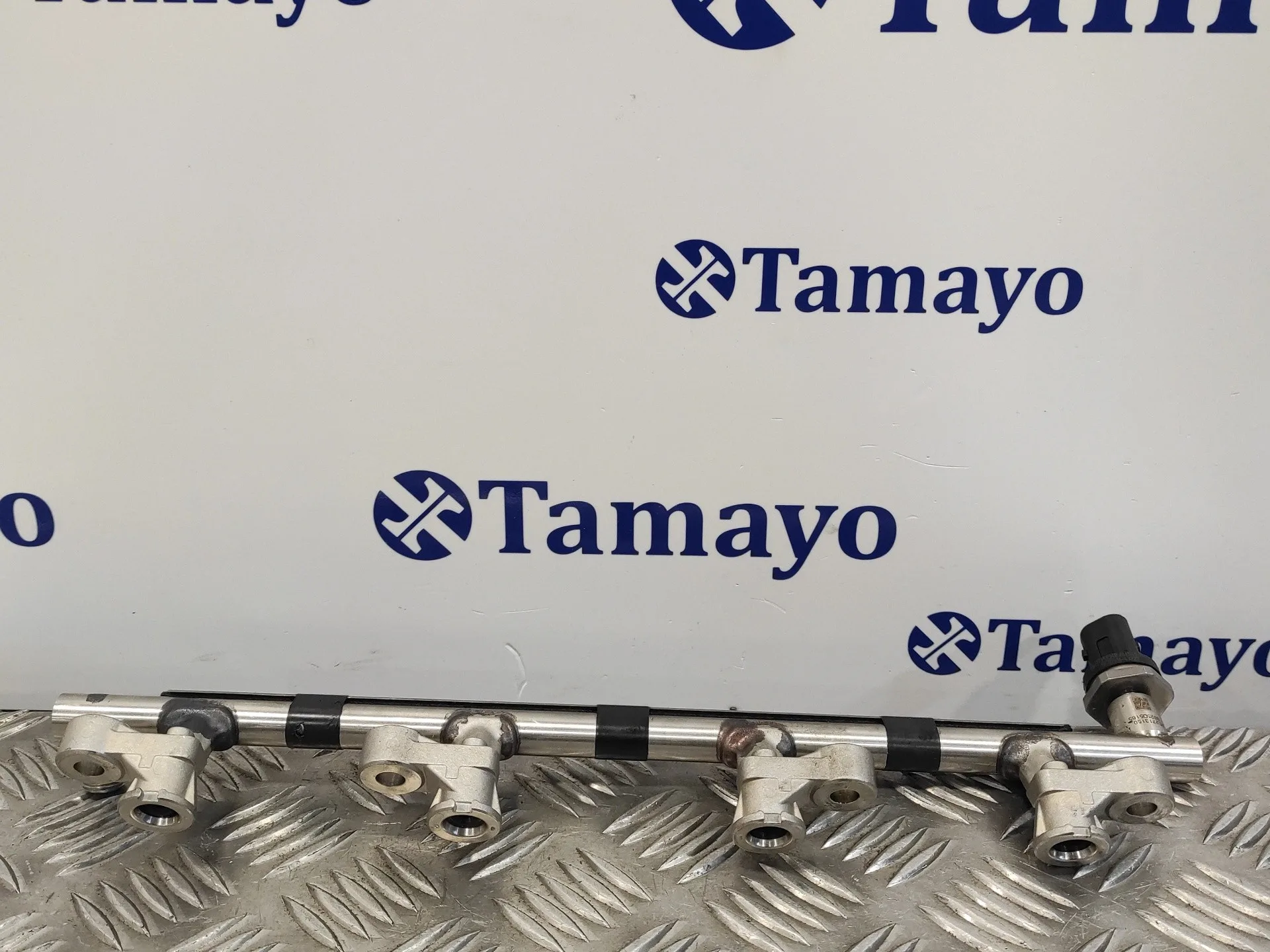 Rampa Inyectora para Mazda 3 Berlina (Bp)