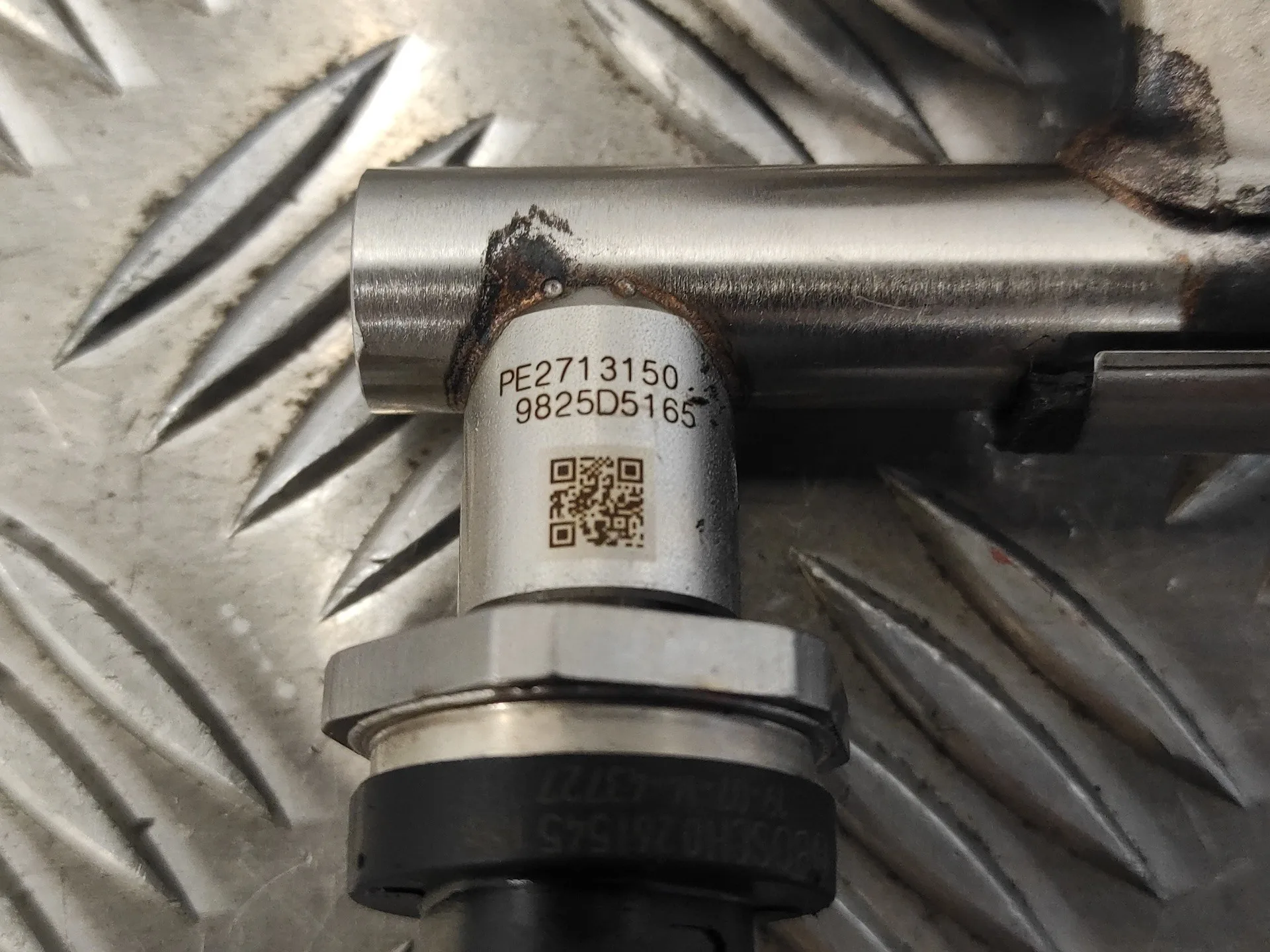 Rampa Inyectora para Mazda 3 Berlina (Bp)