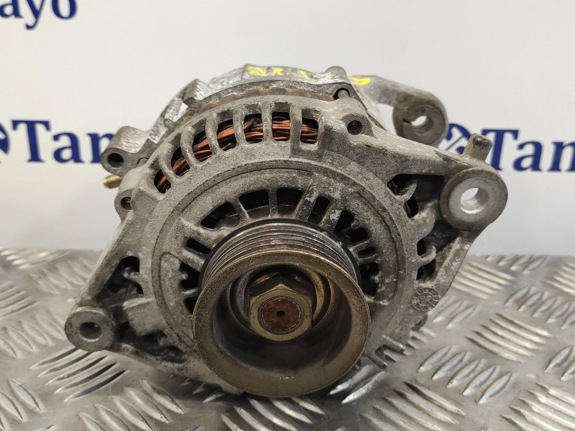 Alternador para Nissan Almera (N16/E)