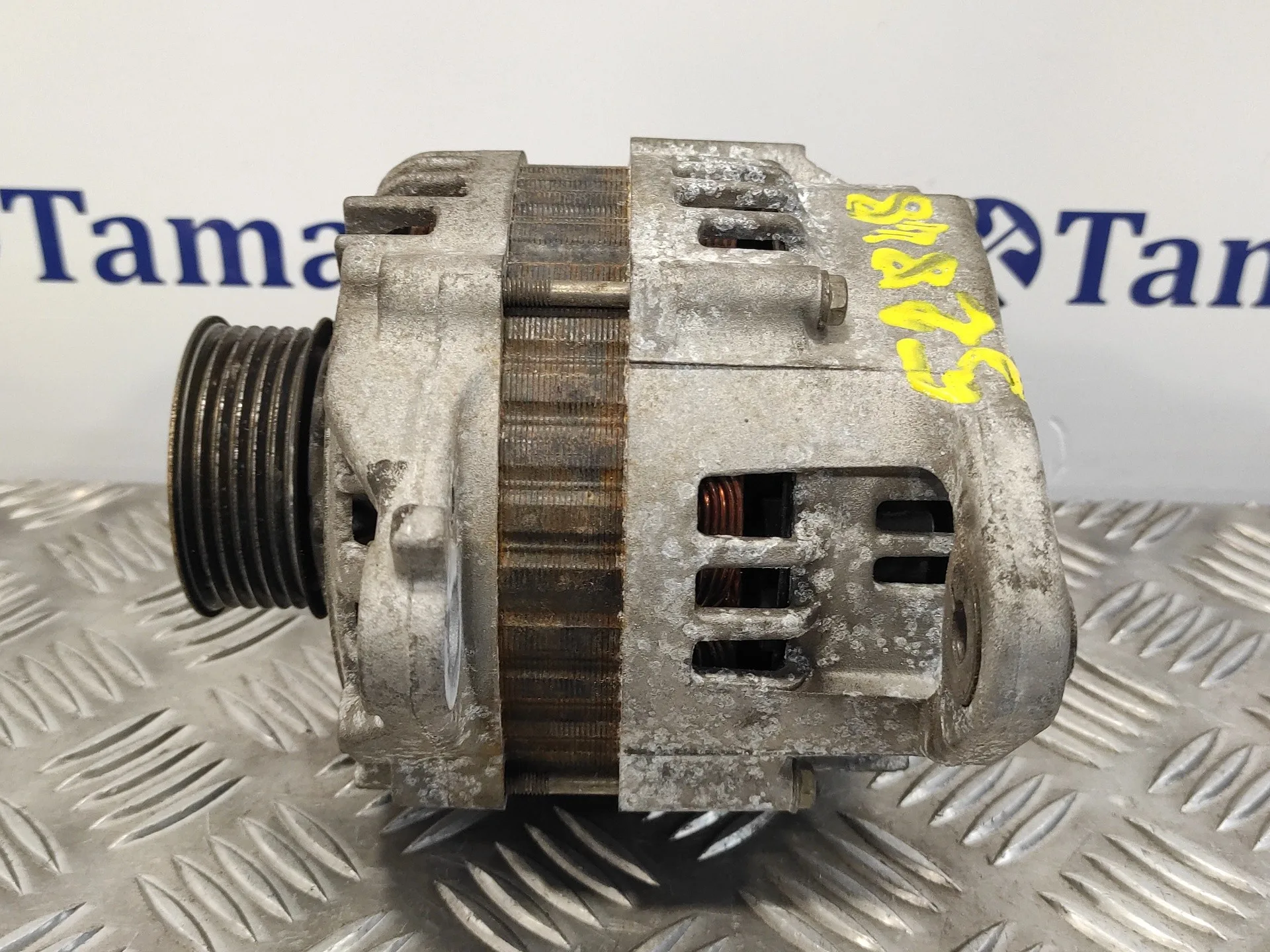 Alternador para Nissan Almera (N16/E)
