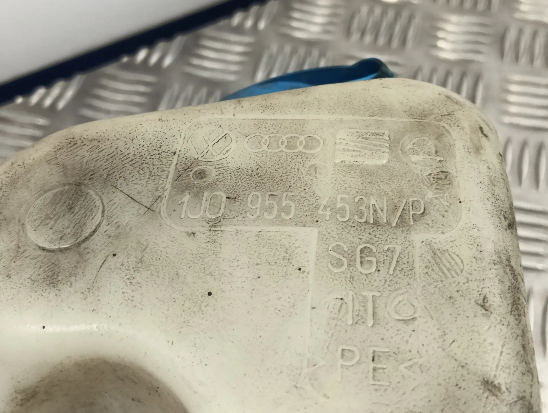Deposito Limpia para Seat Leon (1M1)