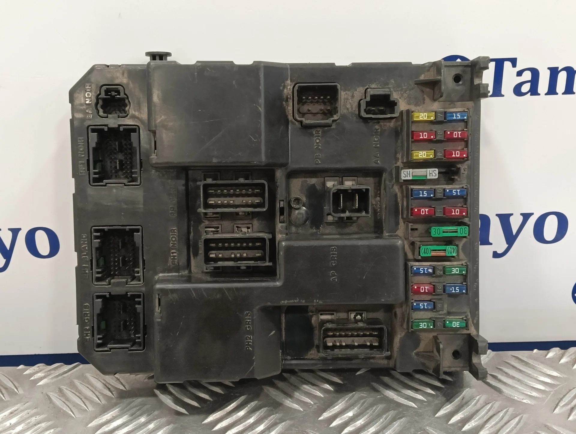 Caja Reles / Fusibles para Peugeot 307 Break / Sw (S1)
