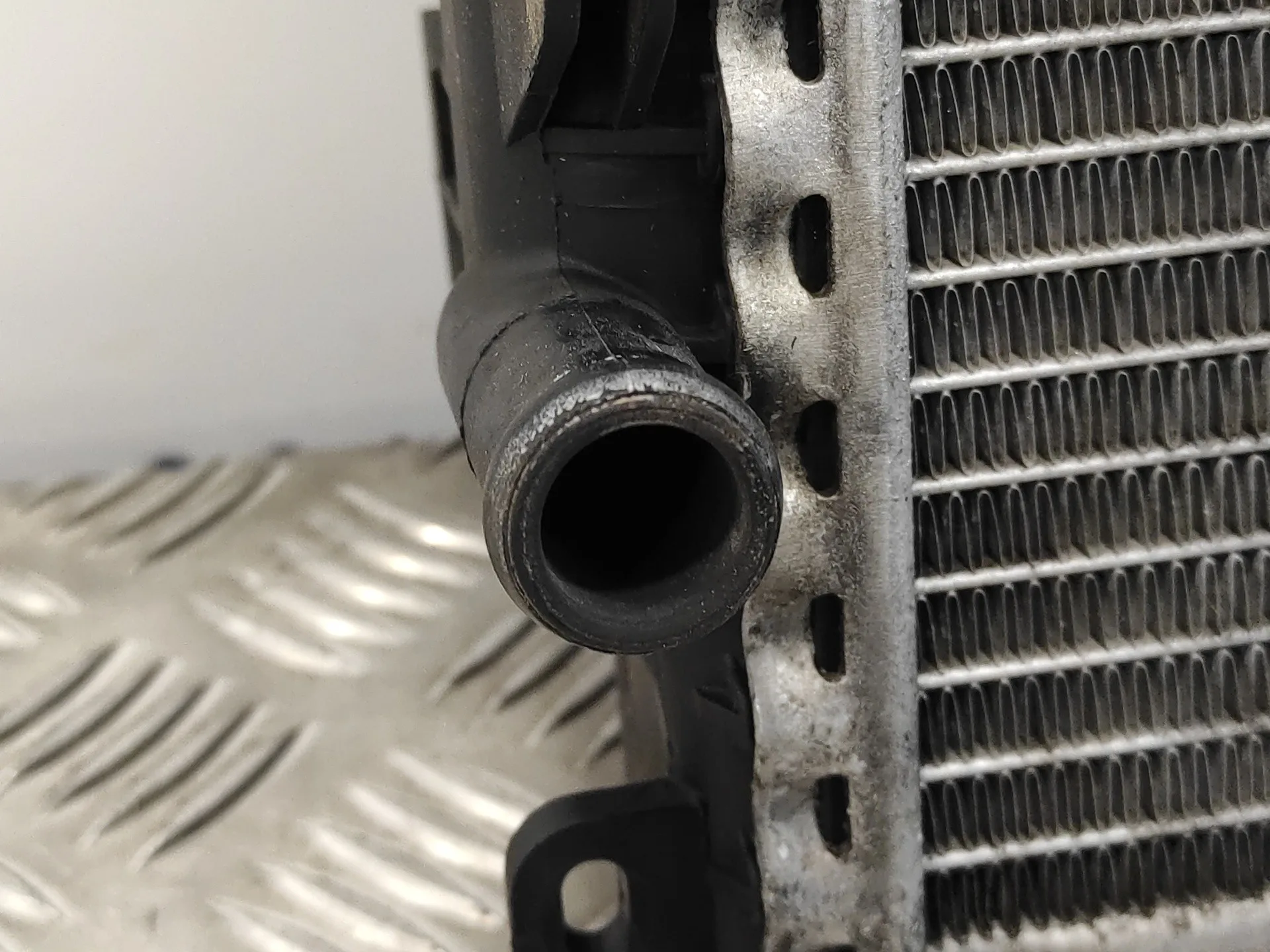 Radiador Agua para Volkswagen Touareg (7L6)