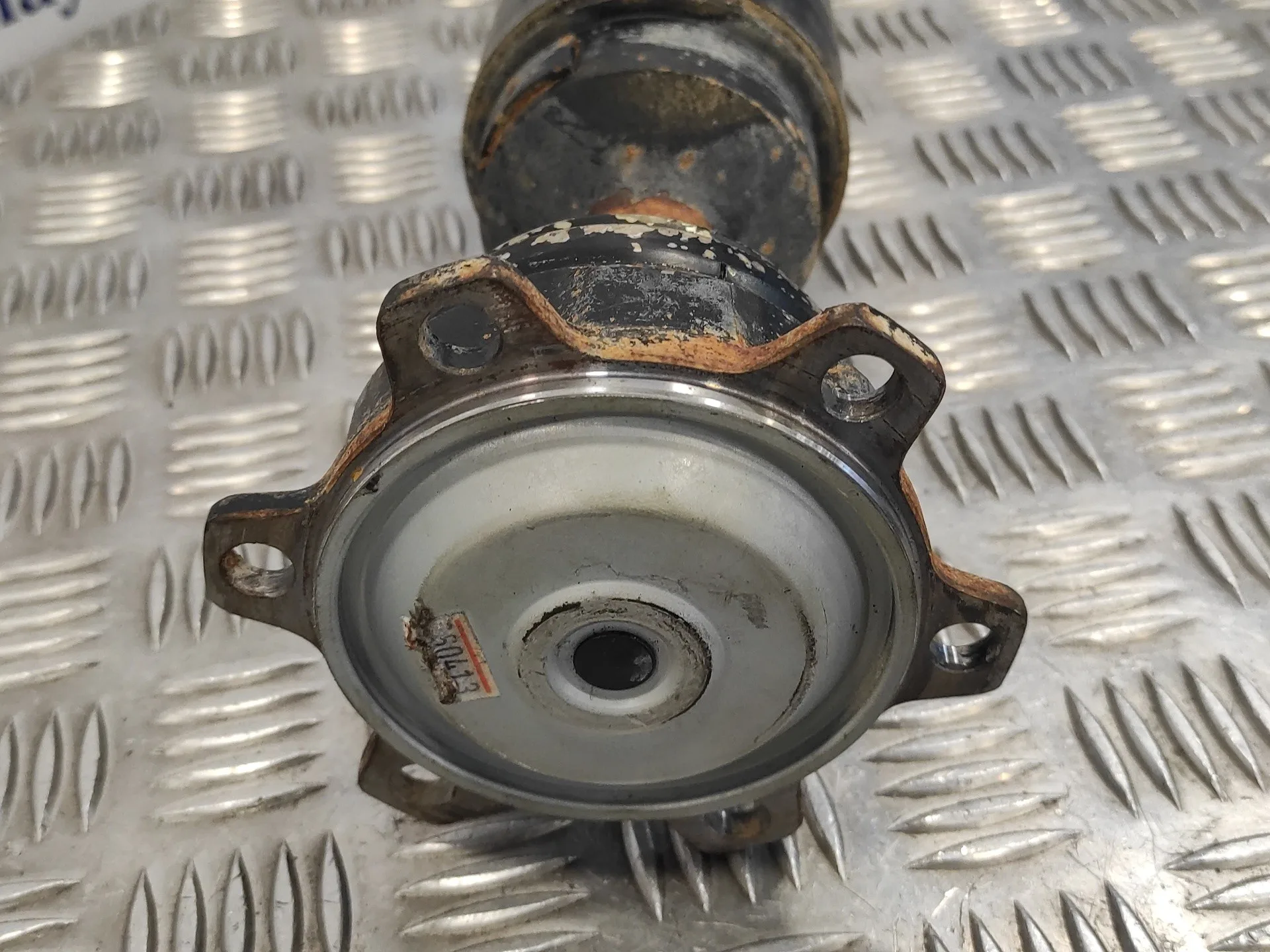 Transmision Central para Mitsubishi Montero (V60/V70)