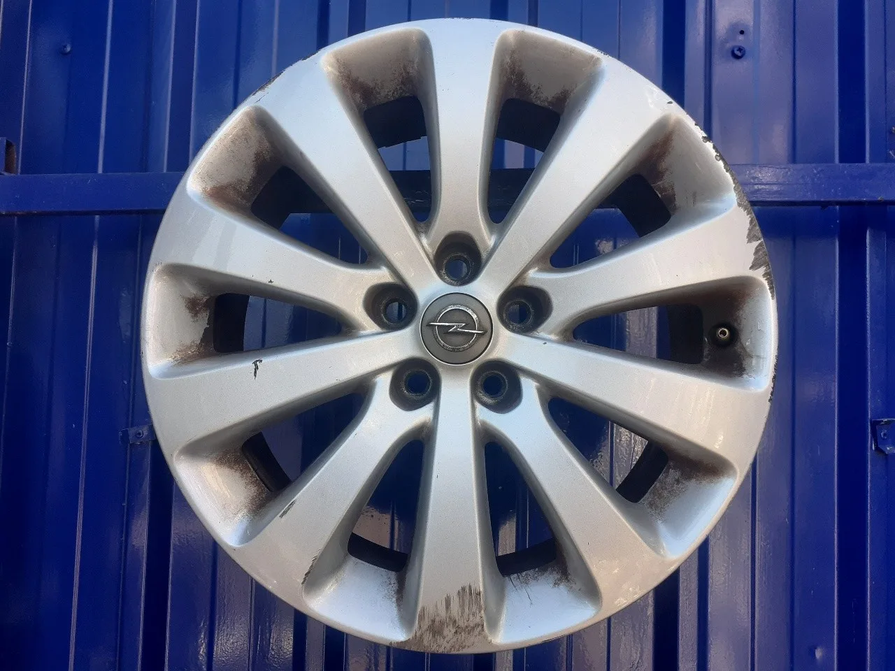 Llanta para Opel Astra J Lim.