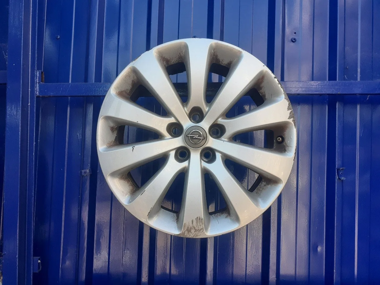 Llanta para Opel Astra J Lim.