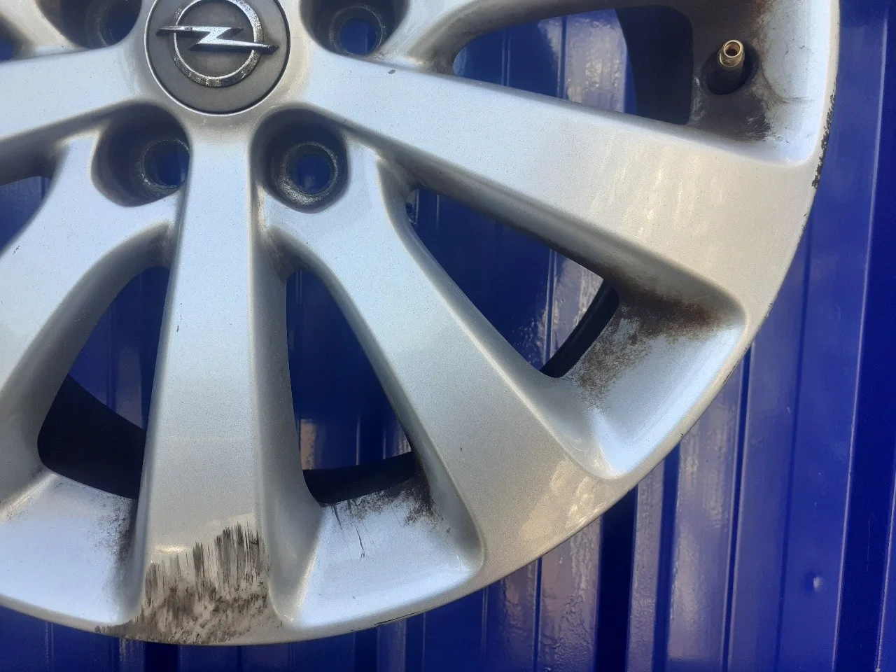 Llanta para Opel Astra J Lim.