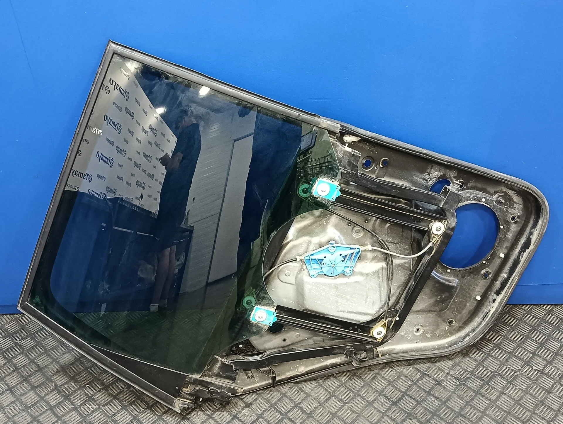 Elevalunas Trasero Derecho para Volkswagen Touareg (7L6)