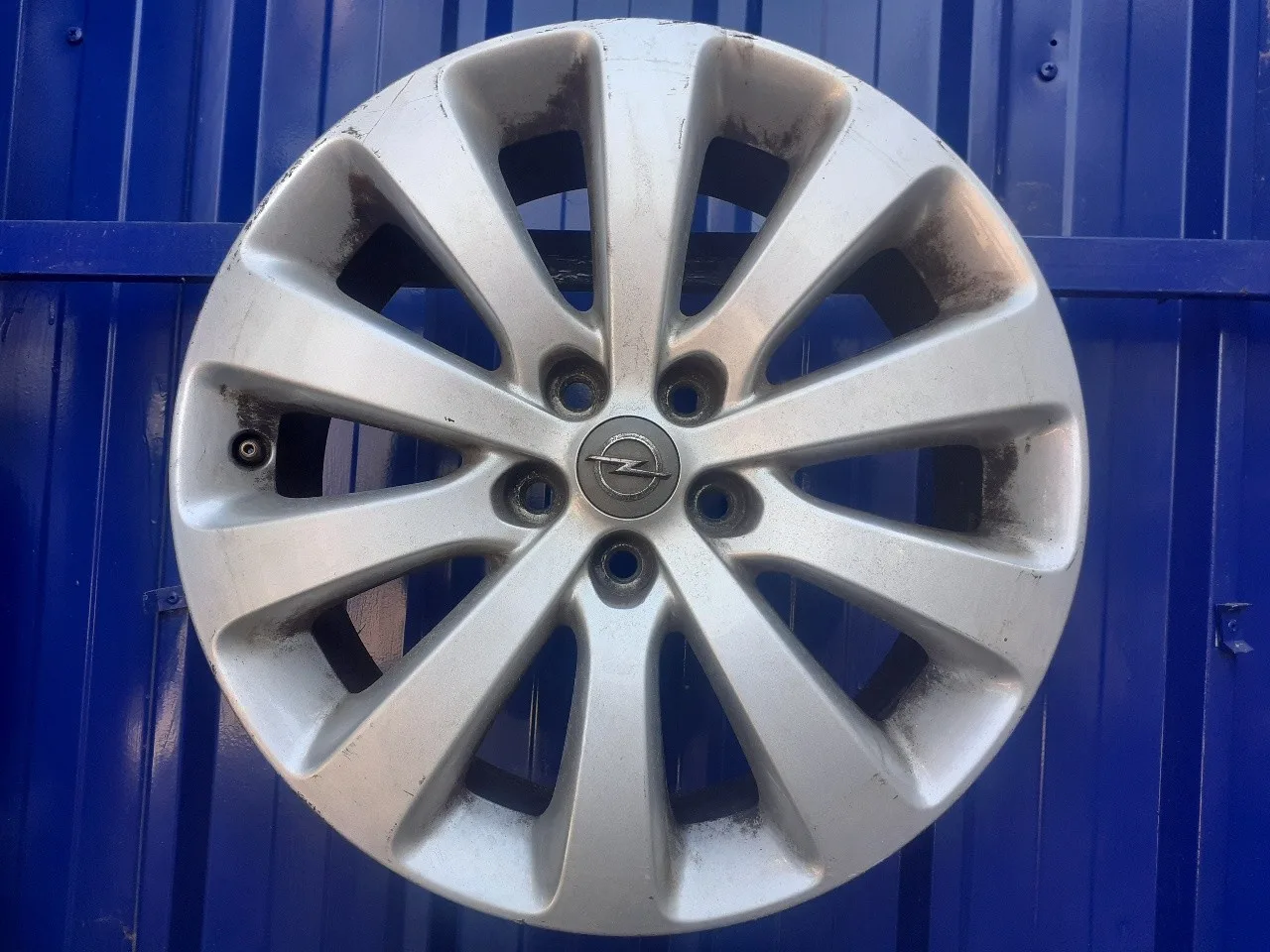Llanta para Opel Astra J Lim.