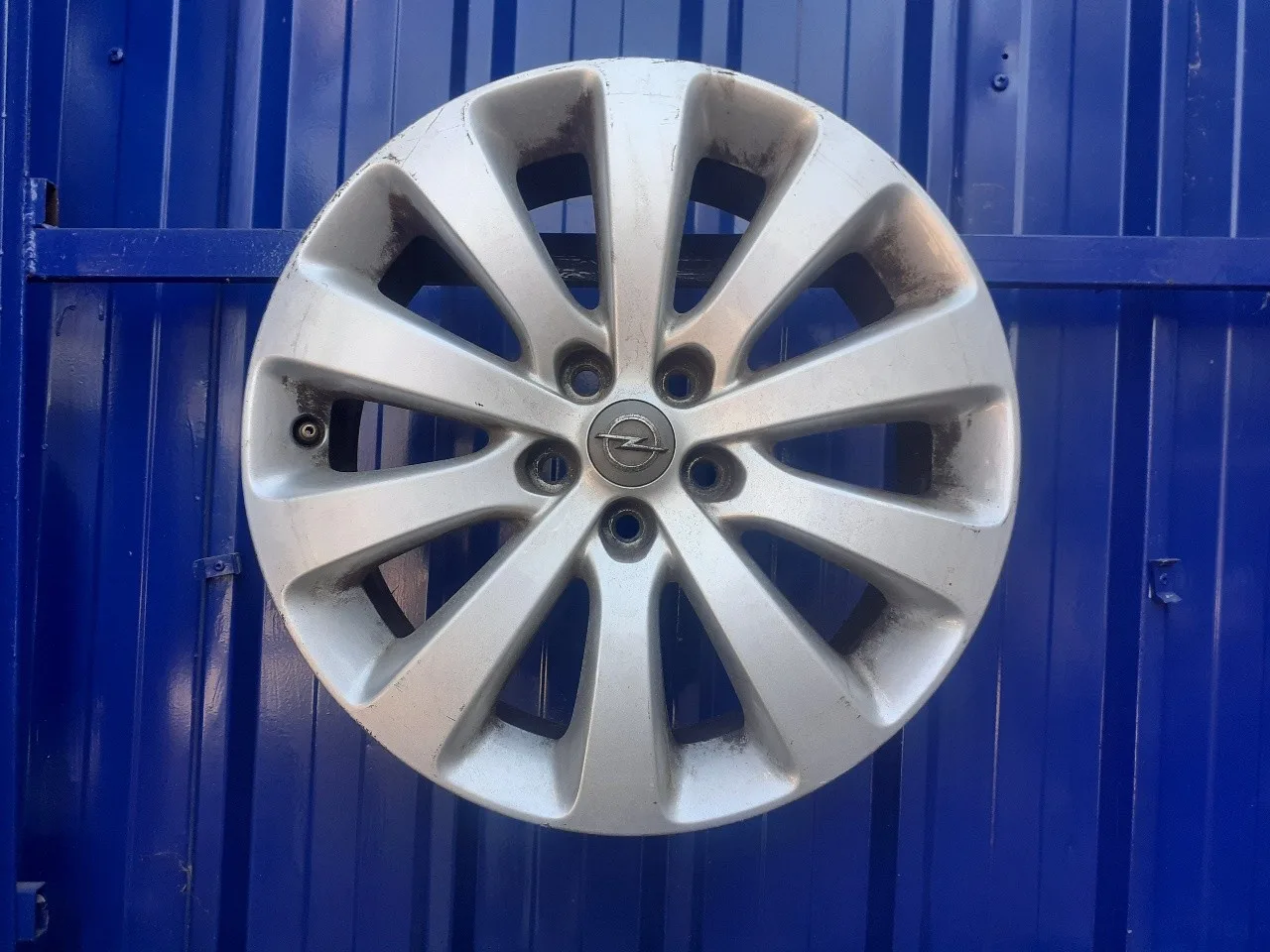 Llanta para Opel Astra J Lim.