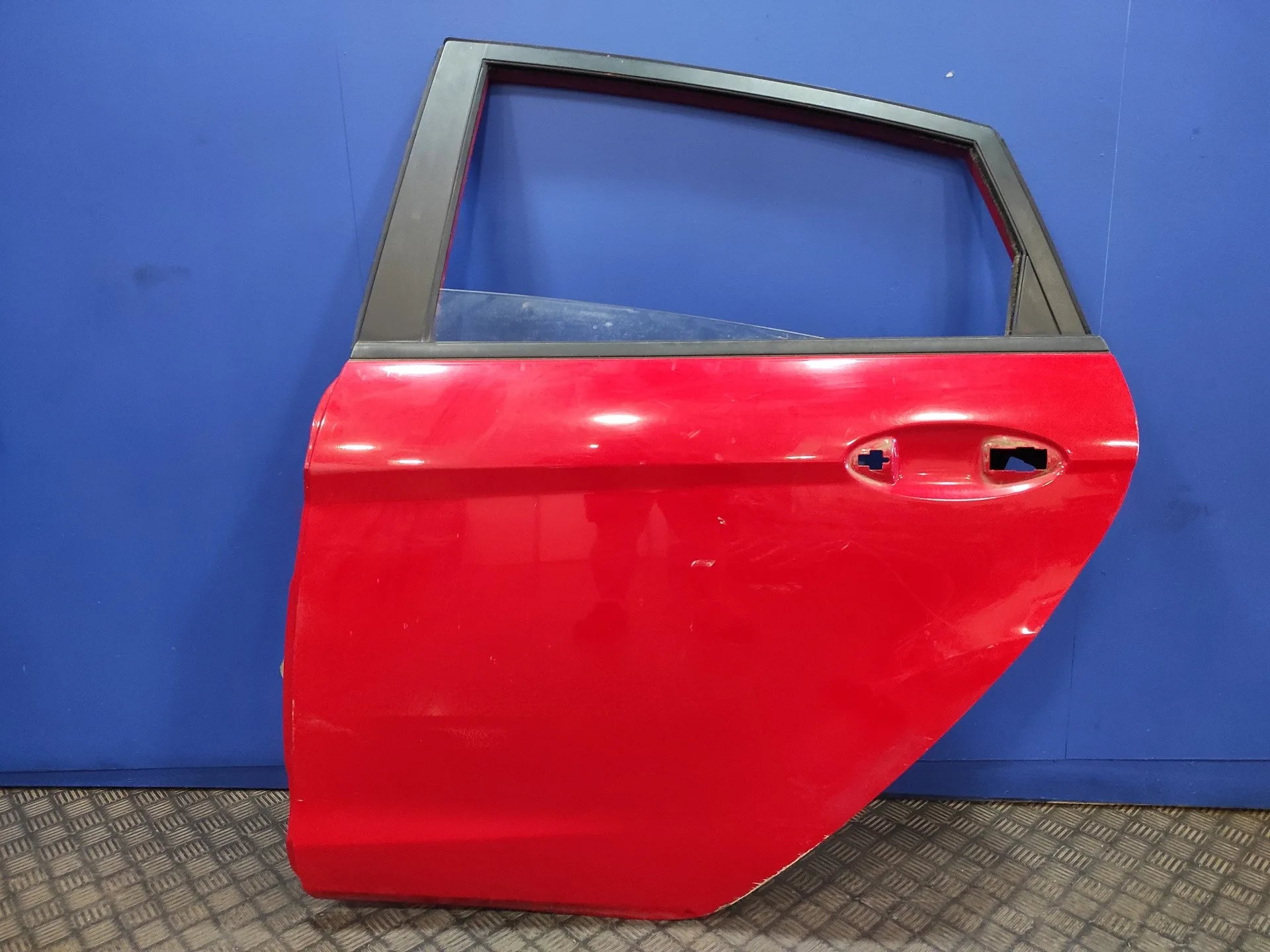 Puerta Trasera Izquierda para Ford Fiesta (Cb1)