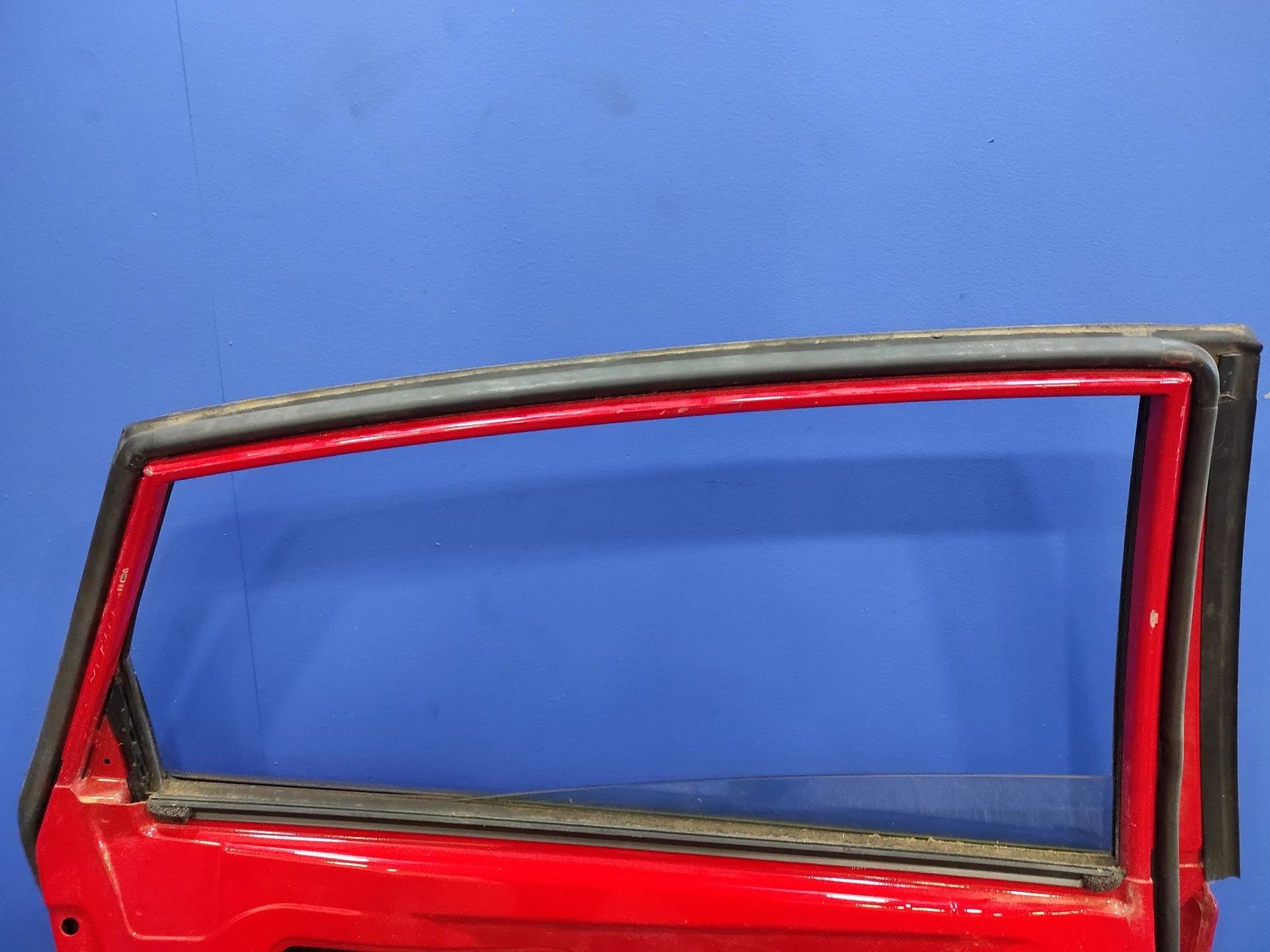 Puerta Trasera Izquierda para Ford Fiesta (Cb1)