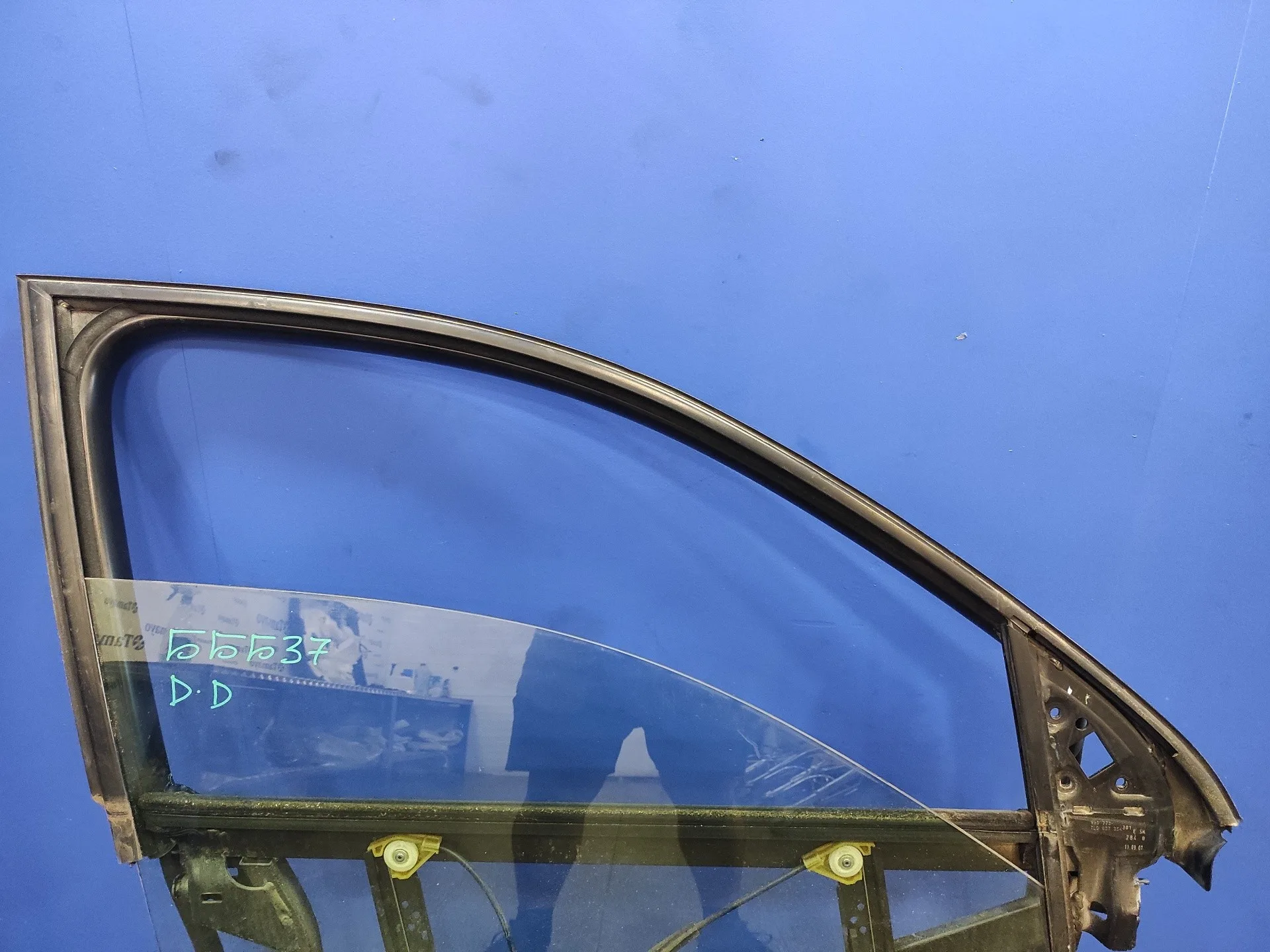Elevalunas Delantero Derecho para Volkswagen Touareg (7L6)
