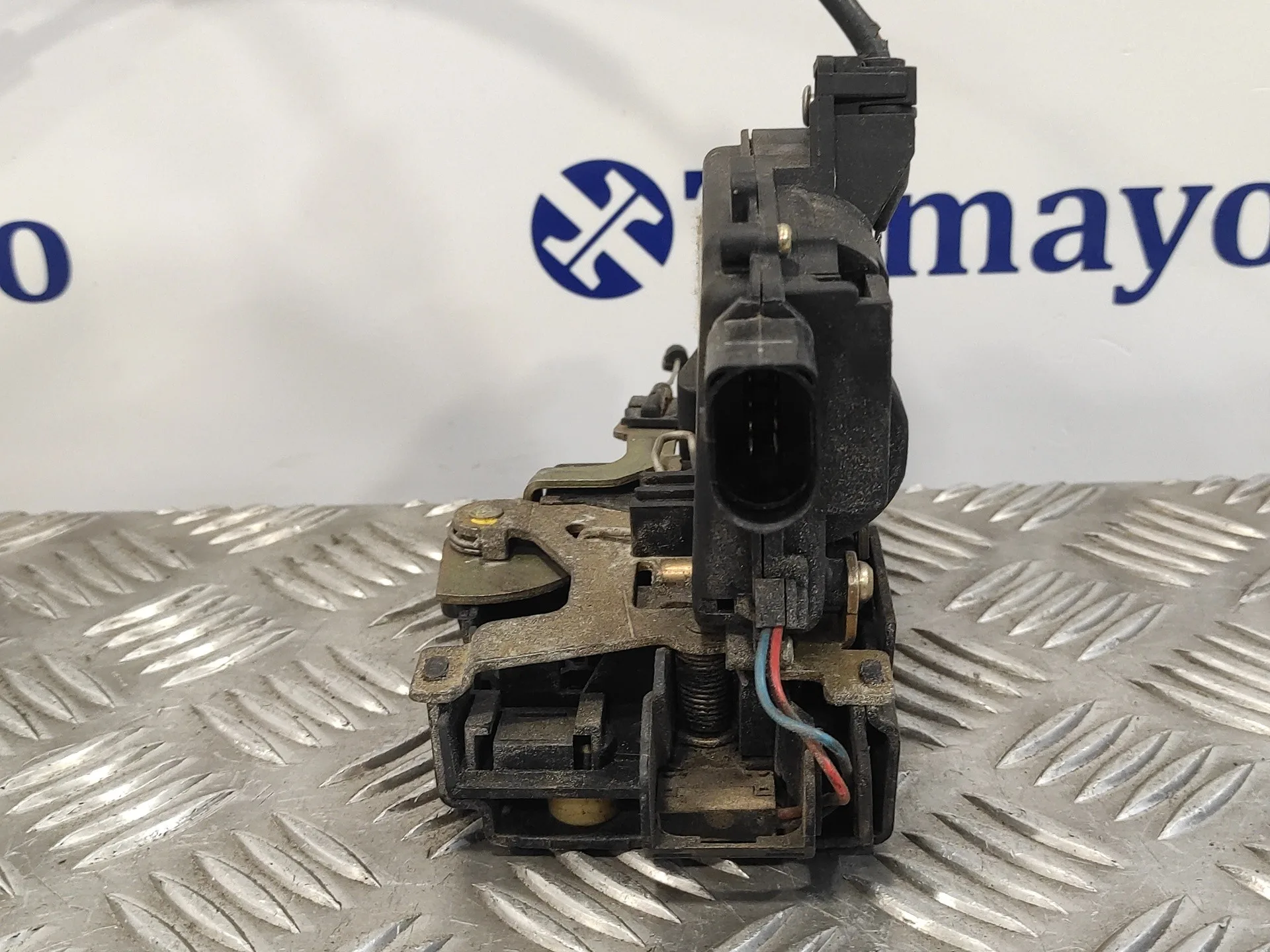 Cerradura Puerta Delantera Derecha para Volkswagen New Beetle (9C1/1C1)
