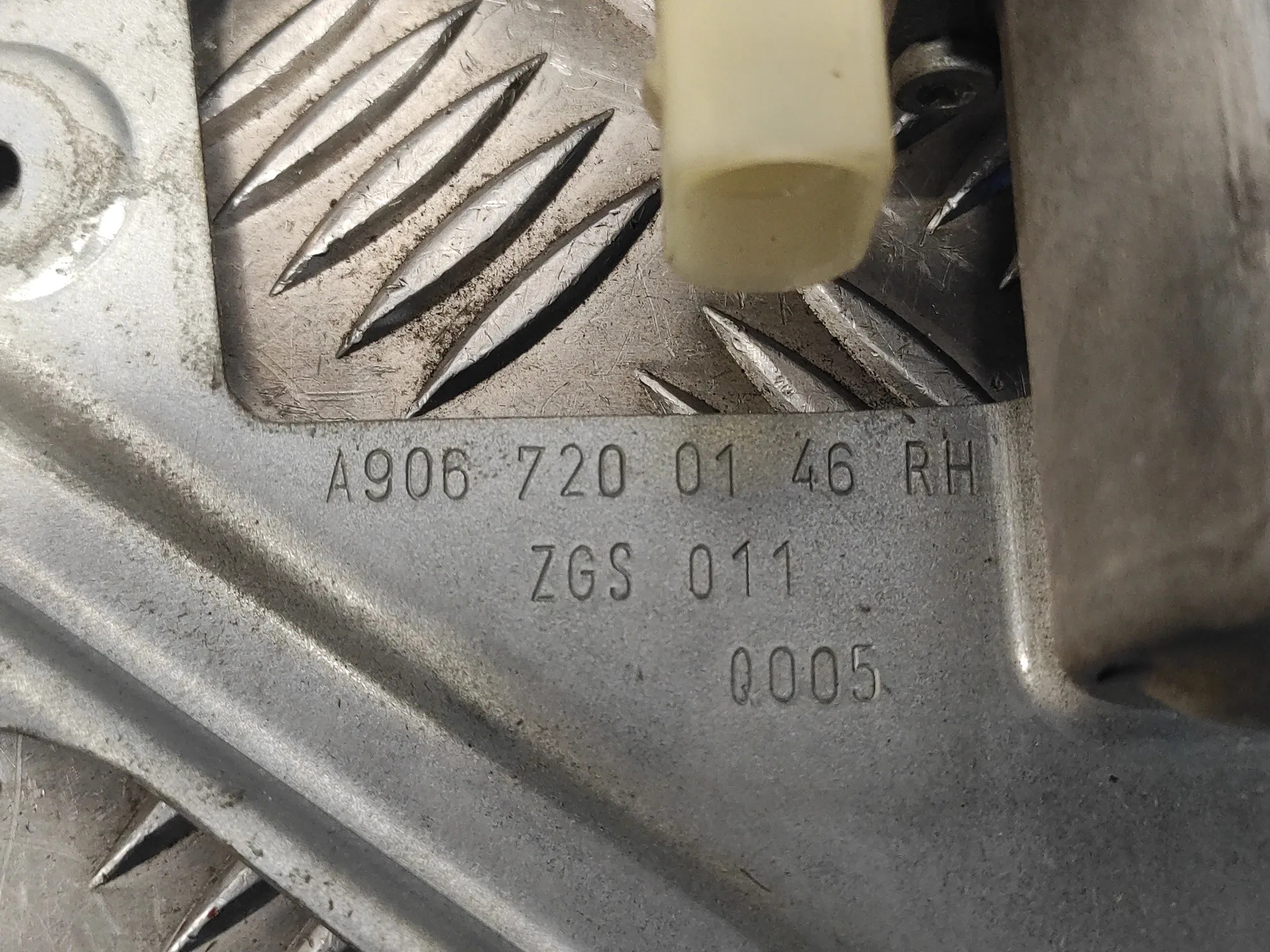 Elevalunas Delantero Derecho para Mercedes-Benz Sprinter Ii James Cook (906)