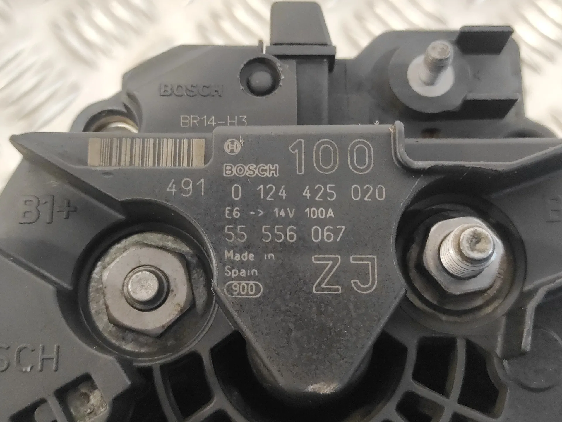 Alternador para Opel Astra H Berlina