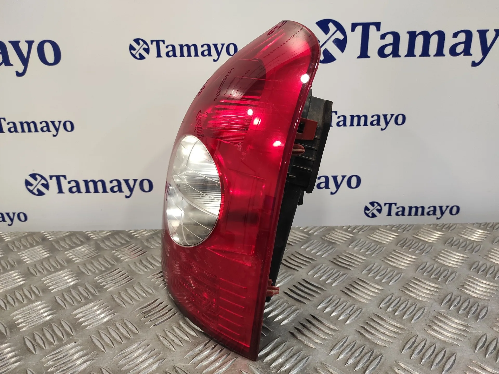 Piloto Trasero Derecho para Renault Clio Ii Fase Ii (B/Cb0)