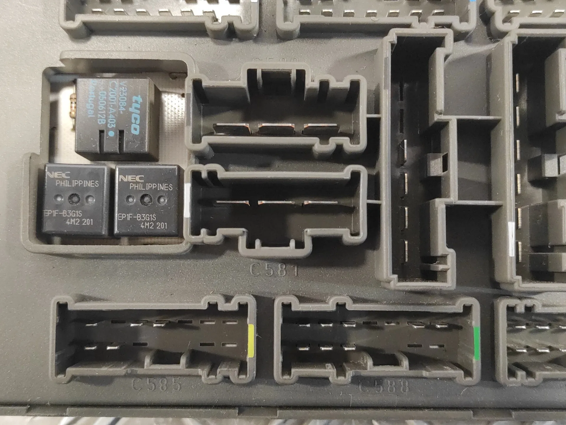 Caja Reles / Fusibles para Bmw Mini (R50,R53)