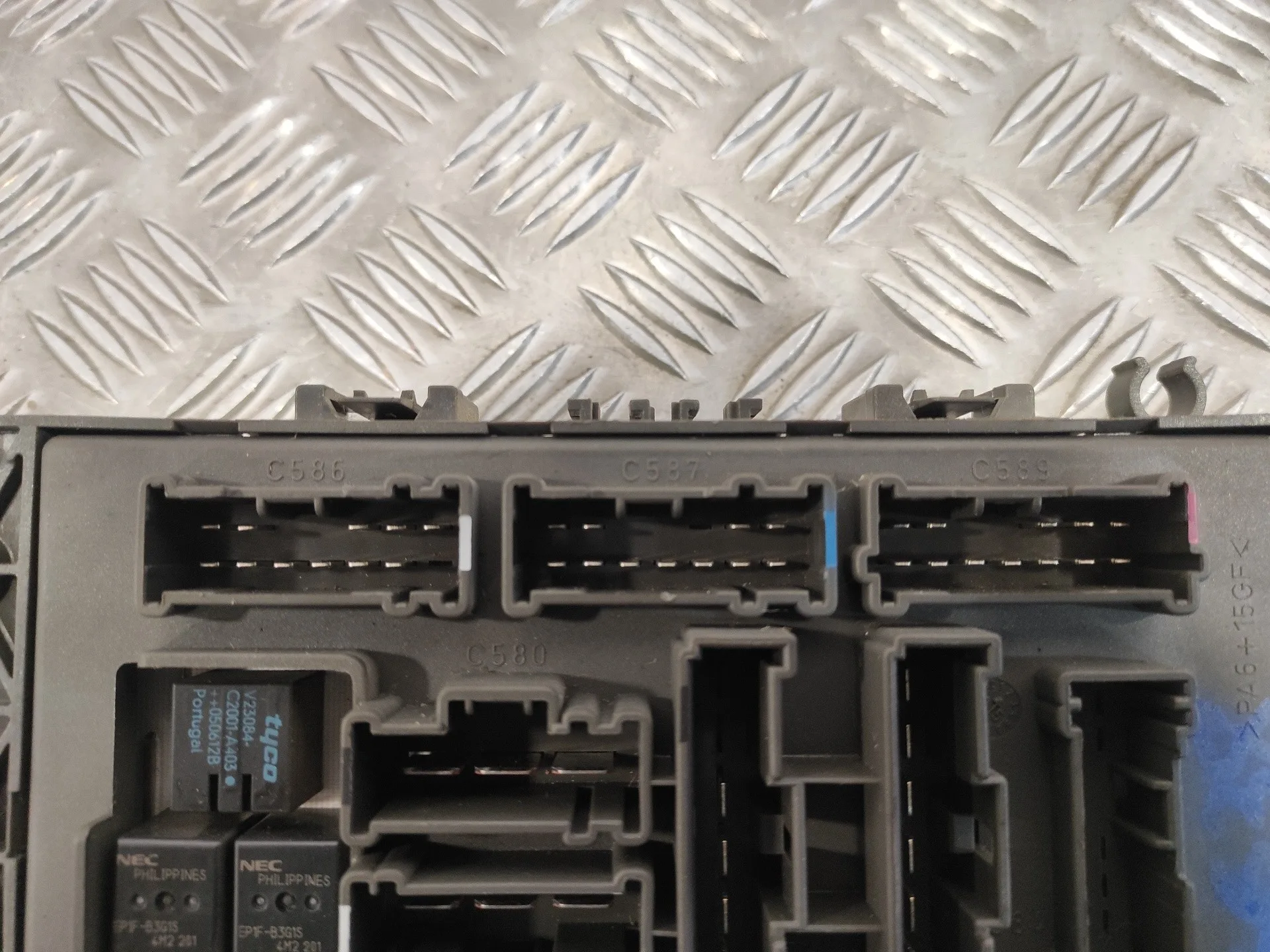 Caja Reles / Fusibles para Bmw Mini (R50,R53)