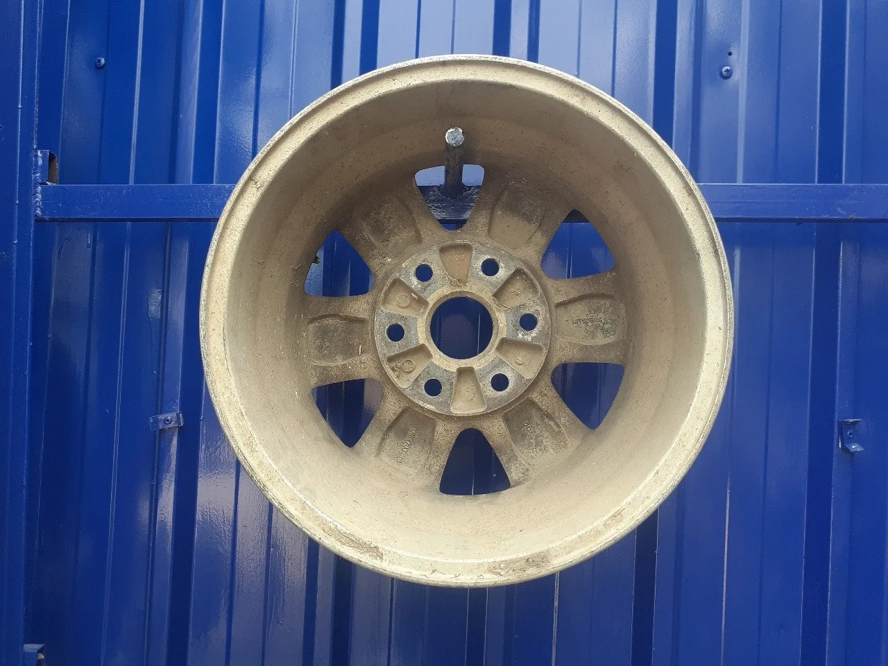 Llanta para Mitsubishi Montero (V60/V70)