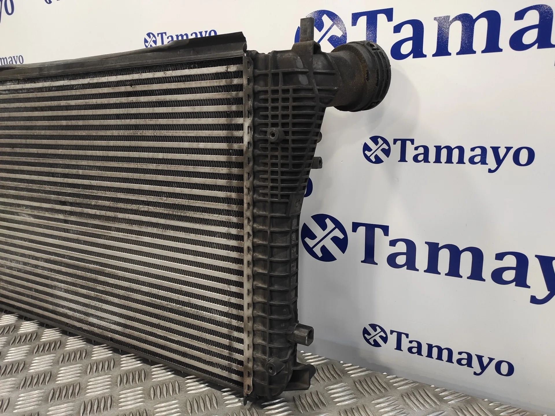 Intercooler para Volkswagen Golf V Berlina (1K1)