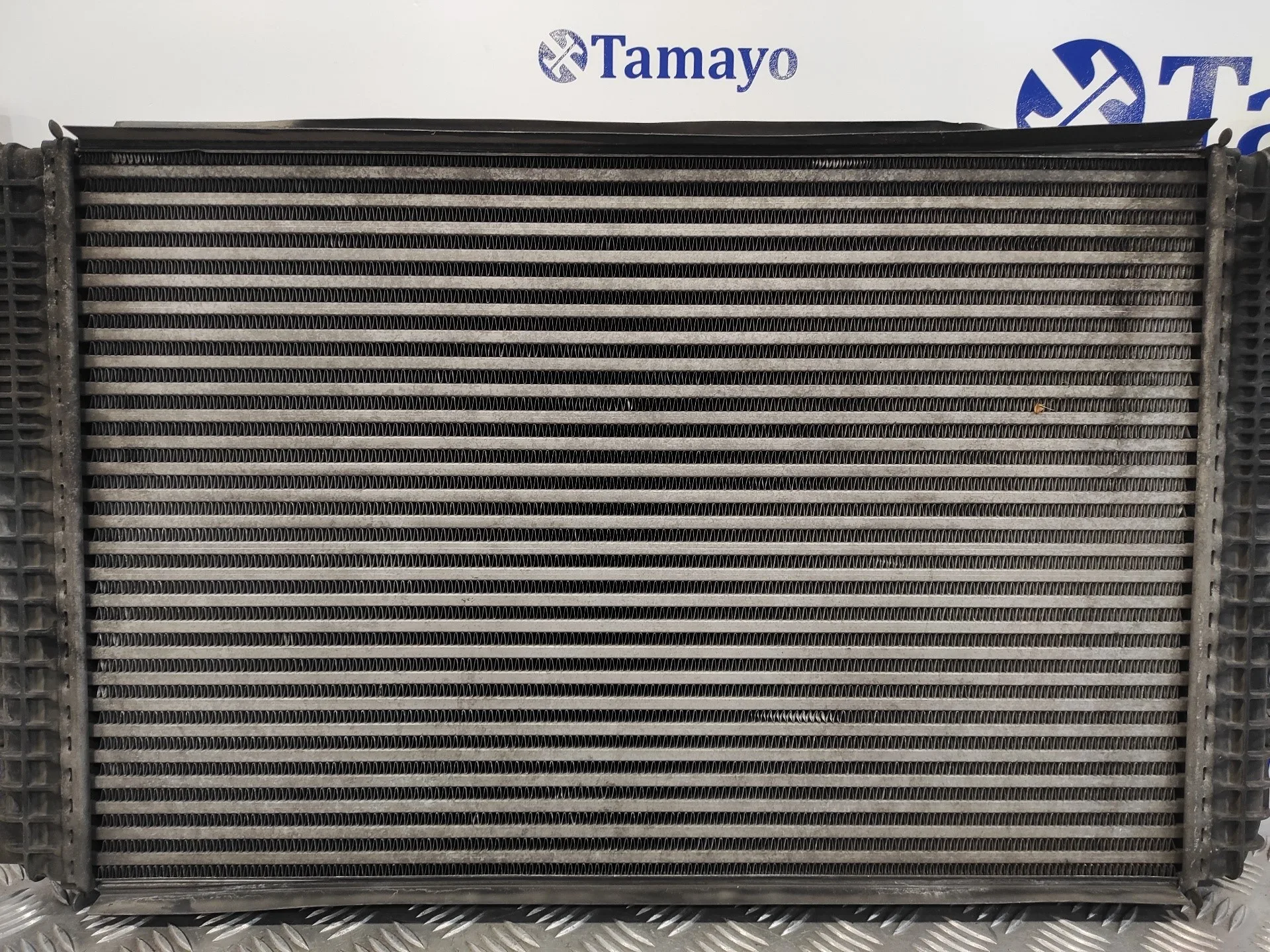 Intercooler para Volkswagen Golf V Berlina (1K1)
