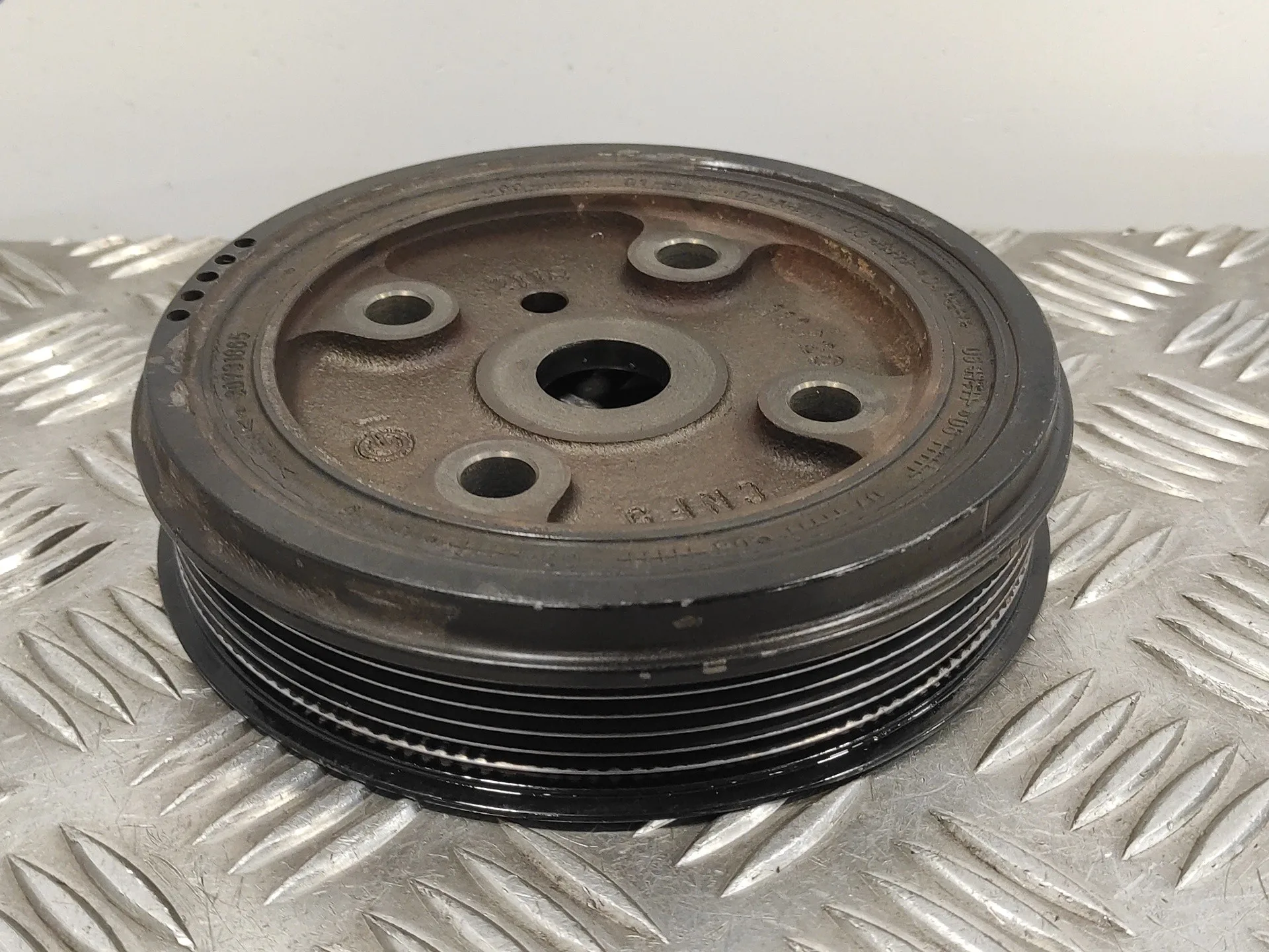 Polea Ciguenal para Volvo Xc90