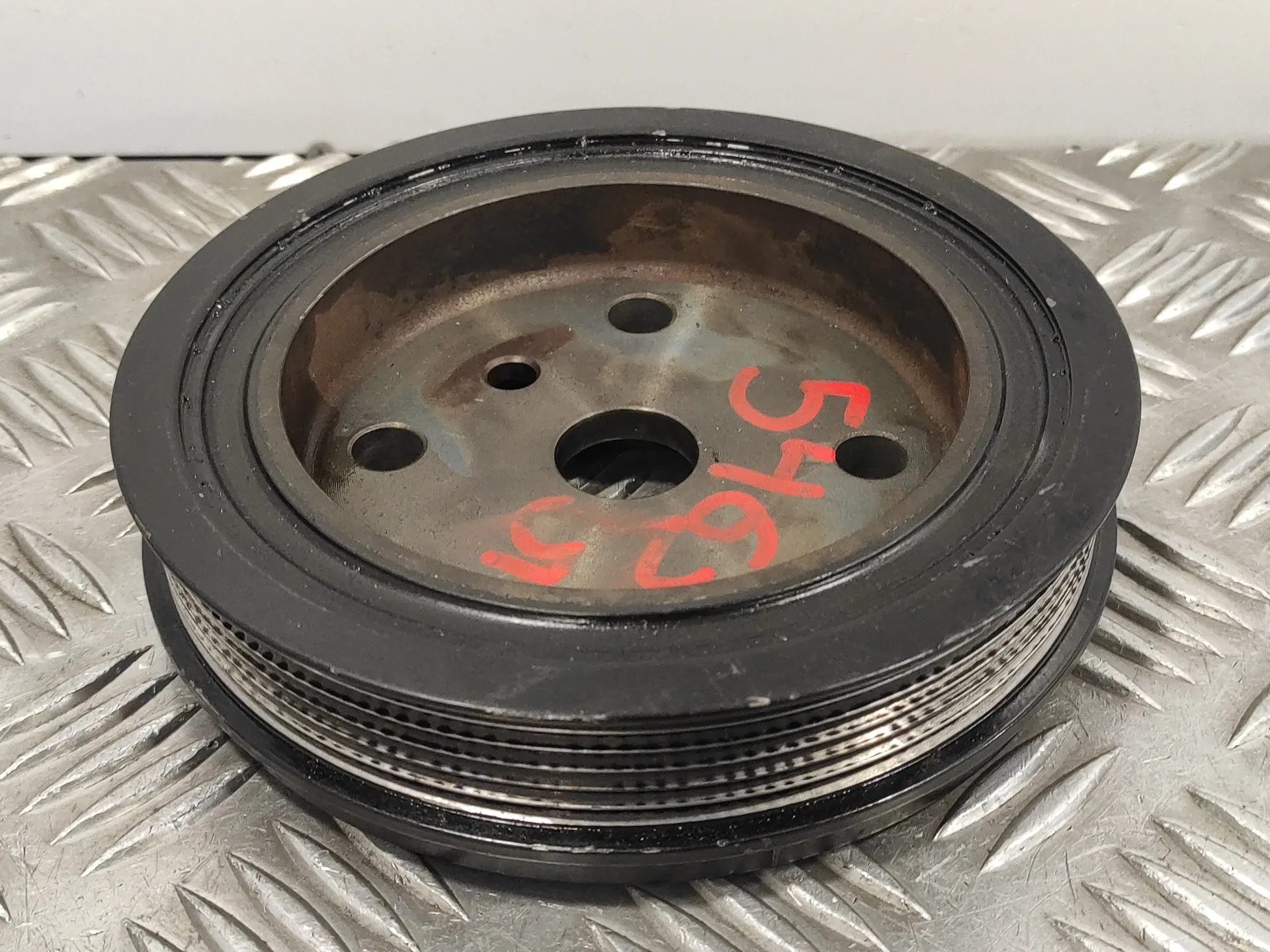 Polea Ciguenal para Volvo Xc90