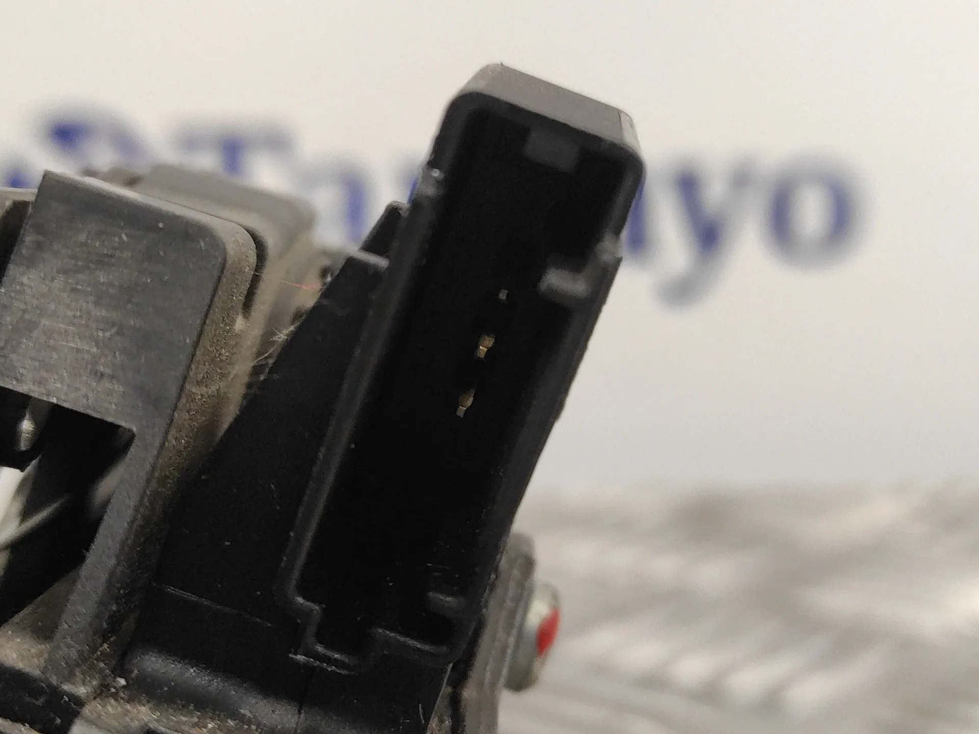 Cerradura Maletero / Porton para Opel Astra J Lim.