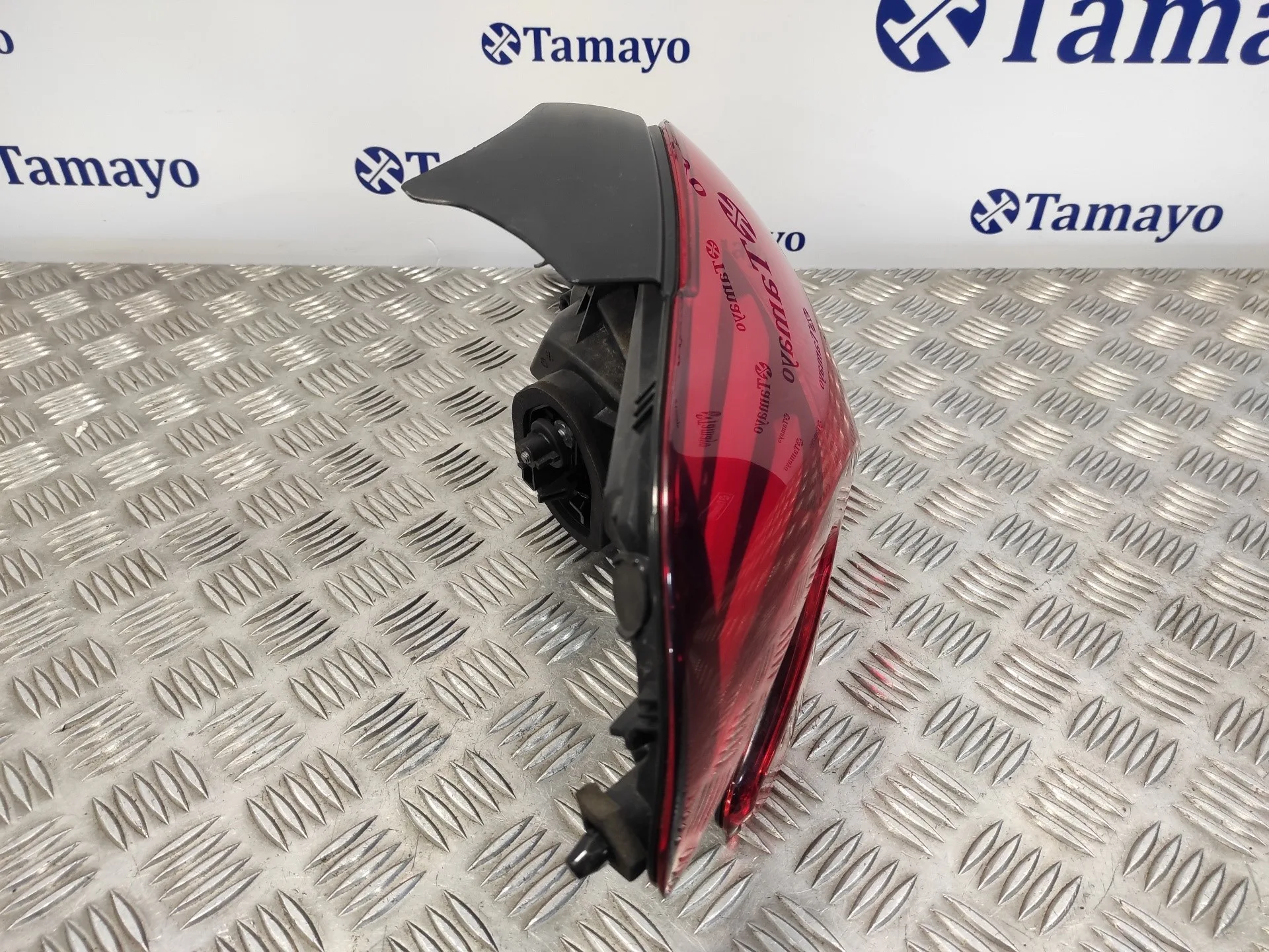Piloto Trasero Izquierdo para Peugeot 208