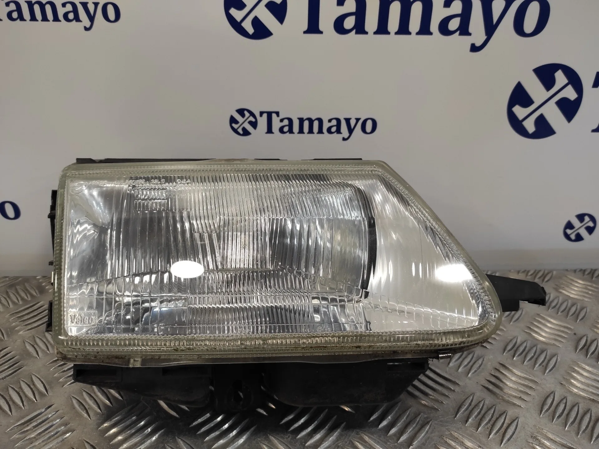 Faro Derecho para Citroën Saxo