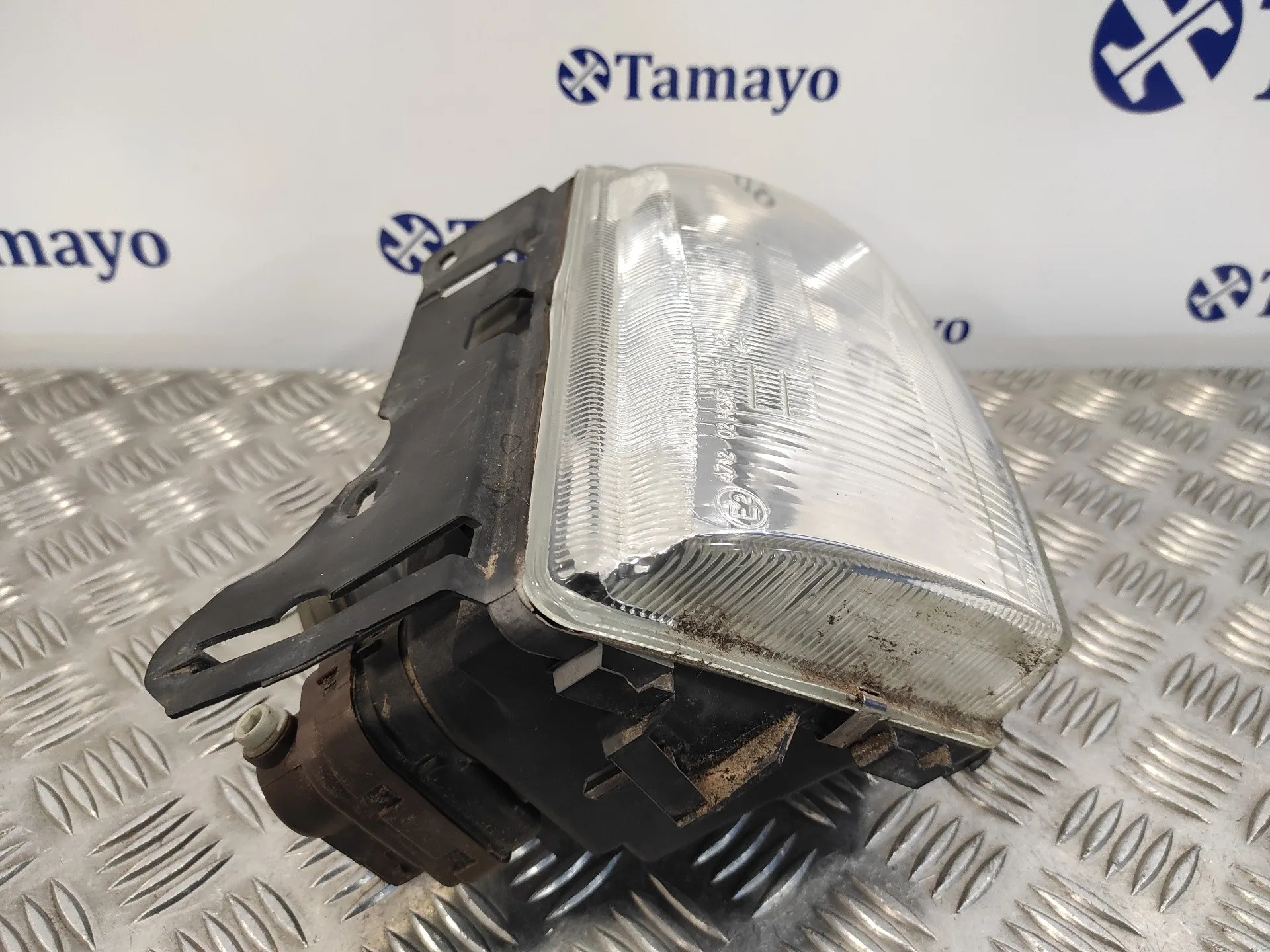 Faro Derecho para Citroën Saxo