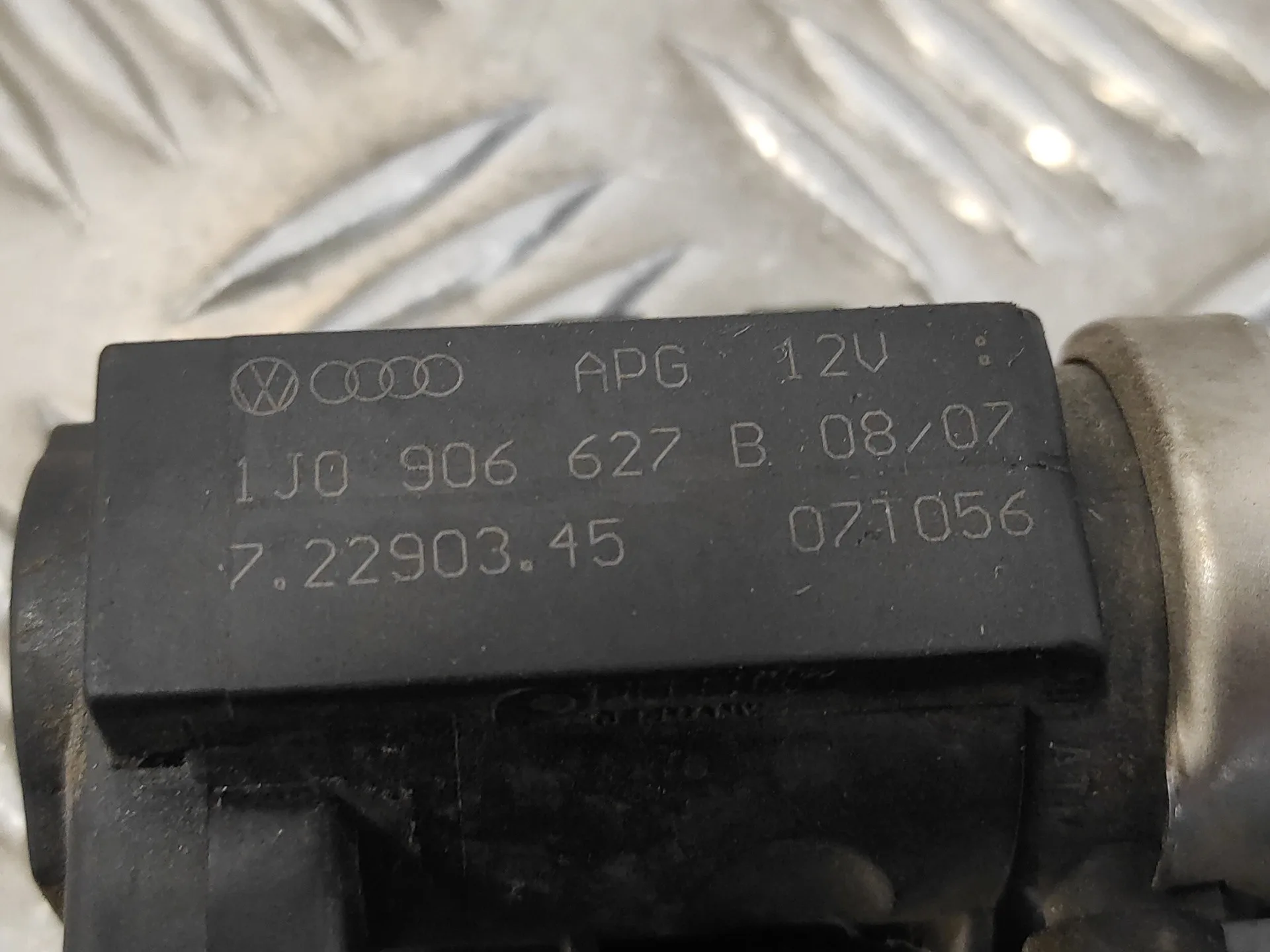Valvula para Audi A4 Avant (8E)