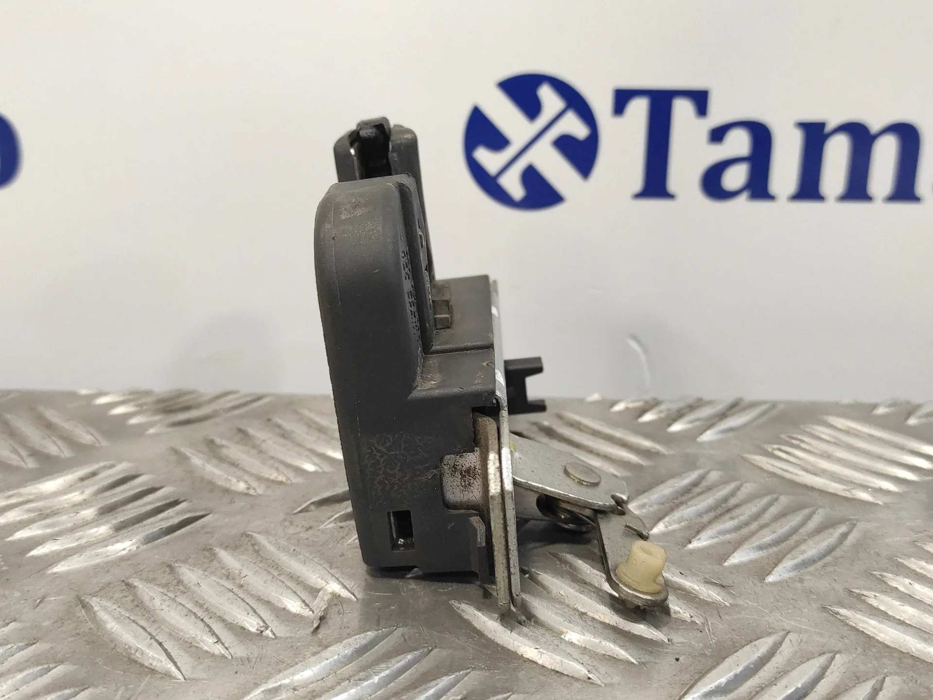 Cerradura Maletero / Porton para Seat Ibiza (6L1)