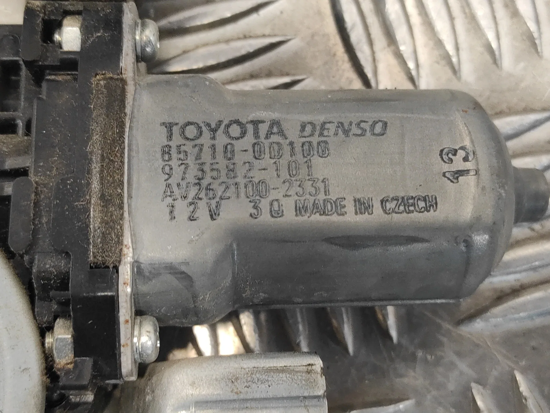 Elevalunas Delantero Derecho para Toyota Yaris