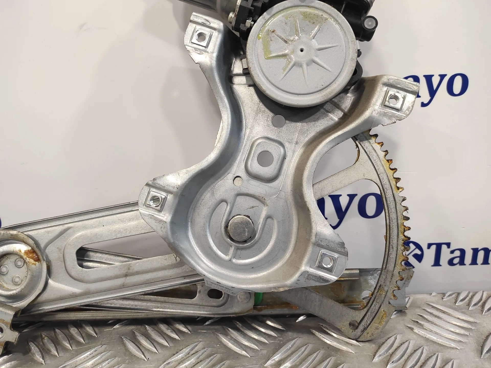 Elevalunas Delantero Izquierdo para Toyota Yaris