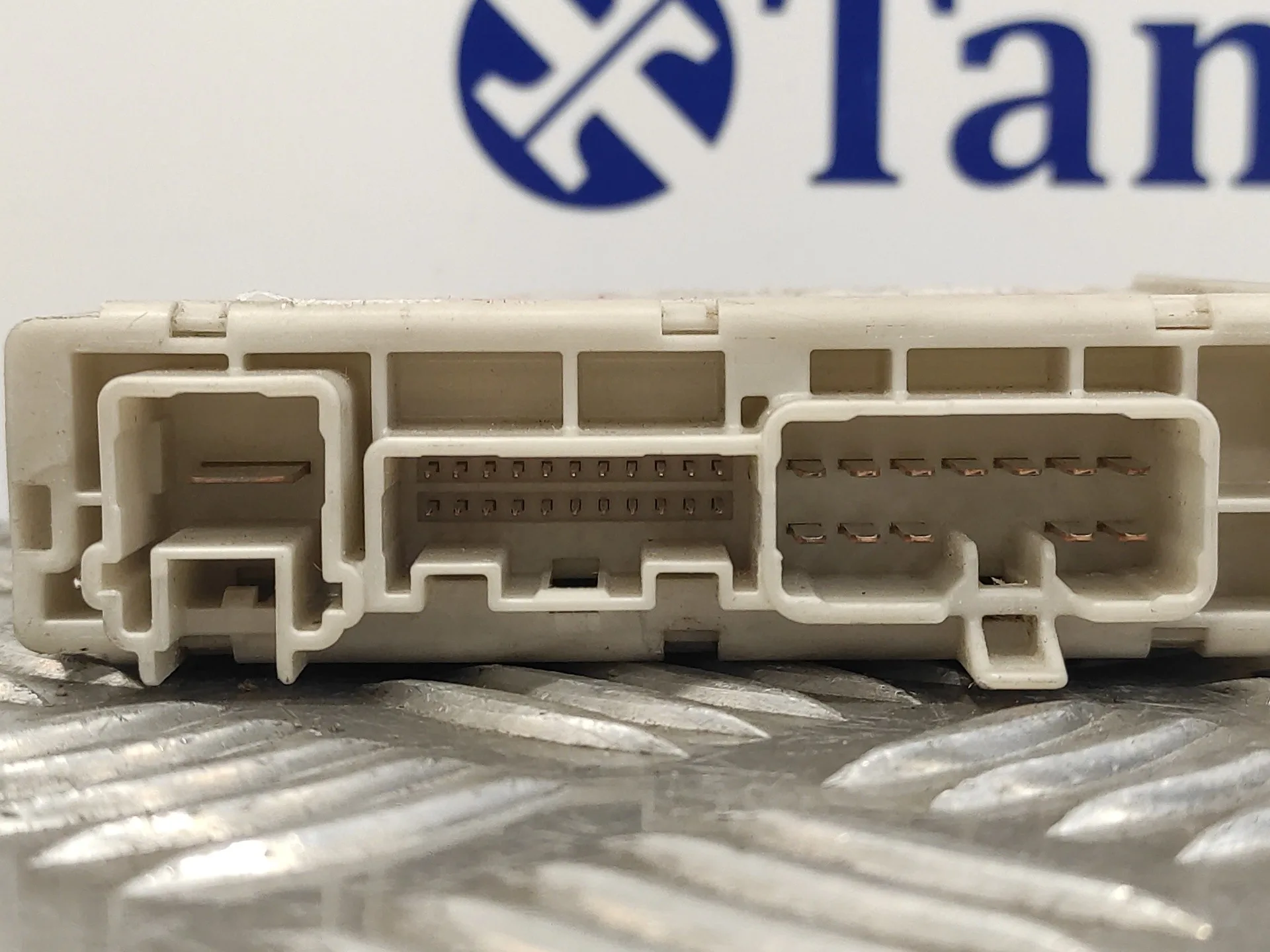 Modulo Electronico para Toyota Yaris